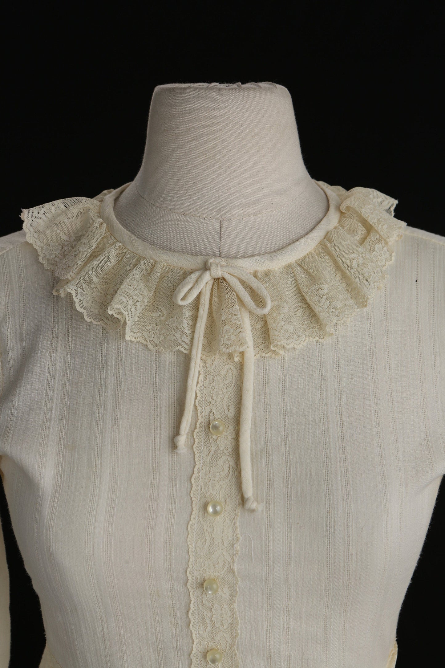 Vintage Women's Prairie Dress - Era 1960s - 1970s