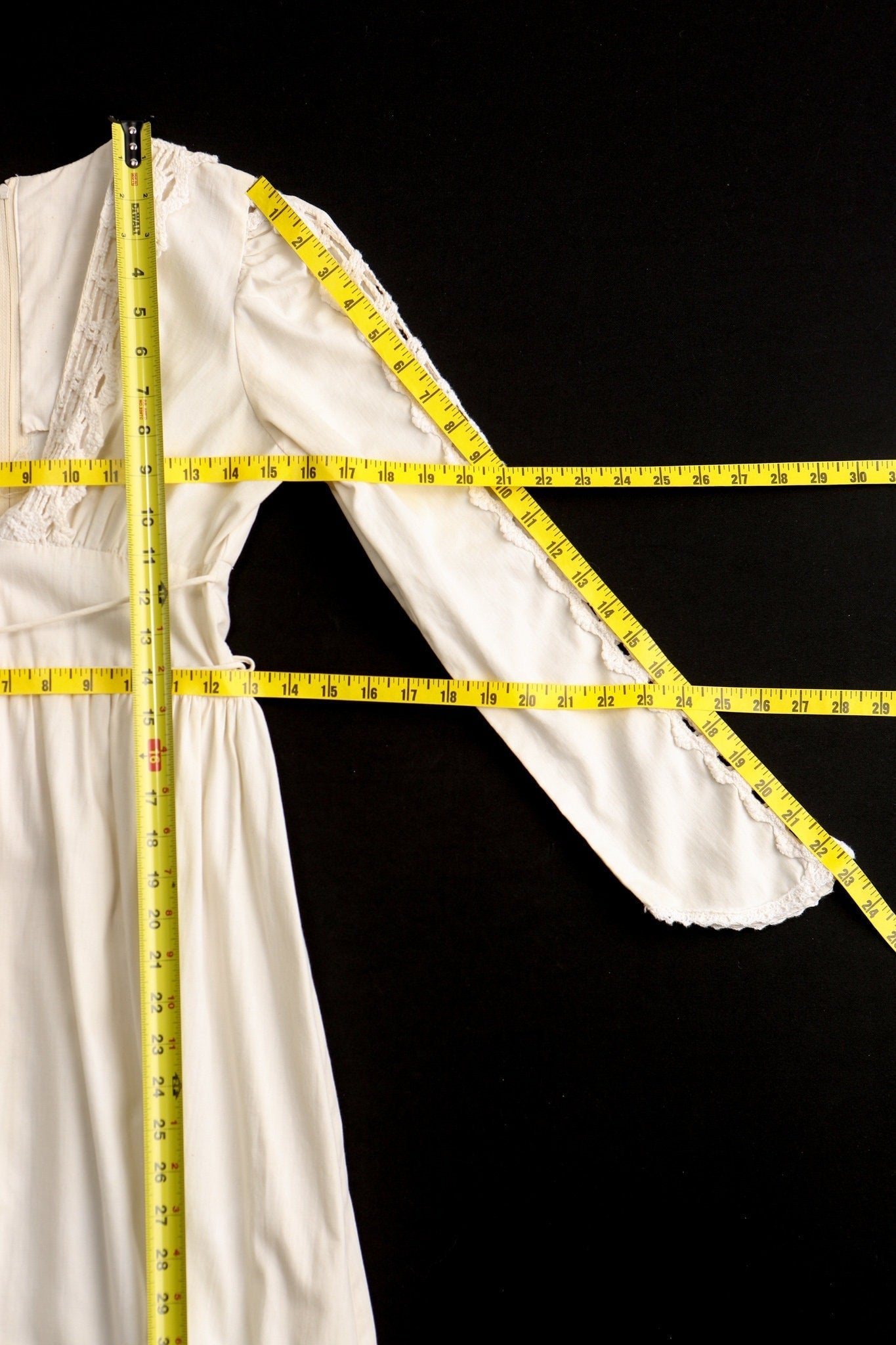 Vintage Gunne Sax Dress / 1970s / V Neck / Prairie / Long Sleeve / Flare / Cotton