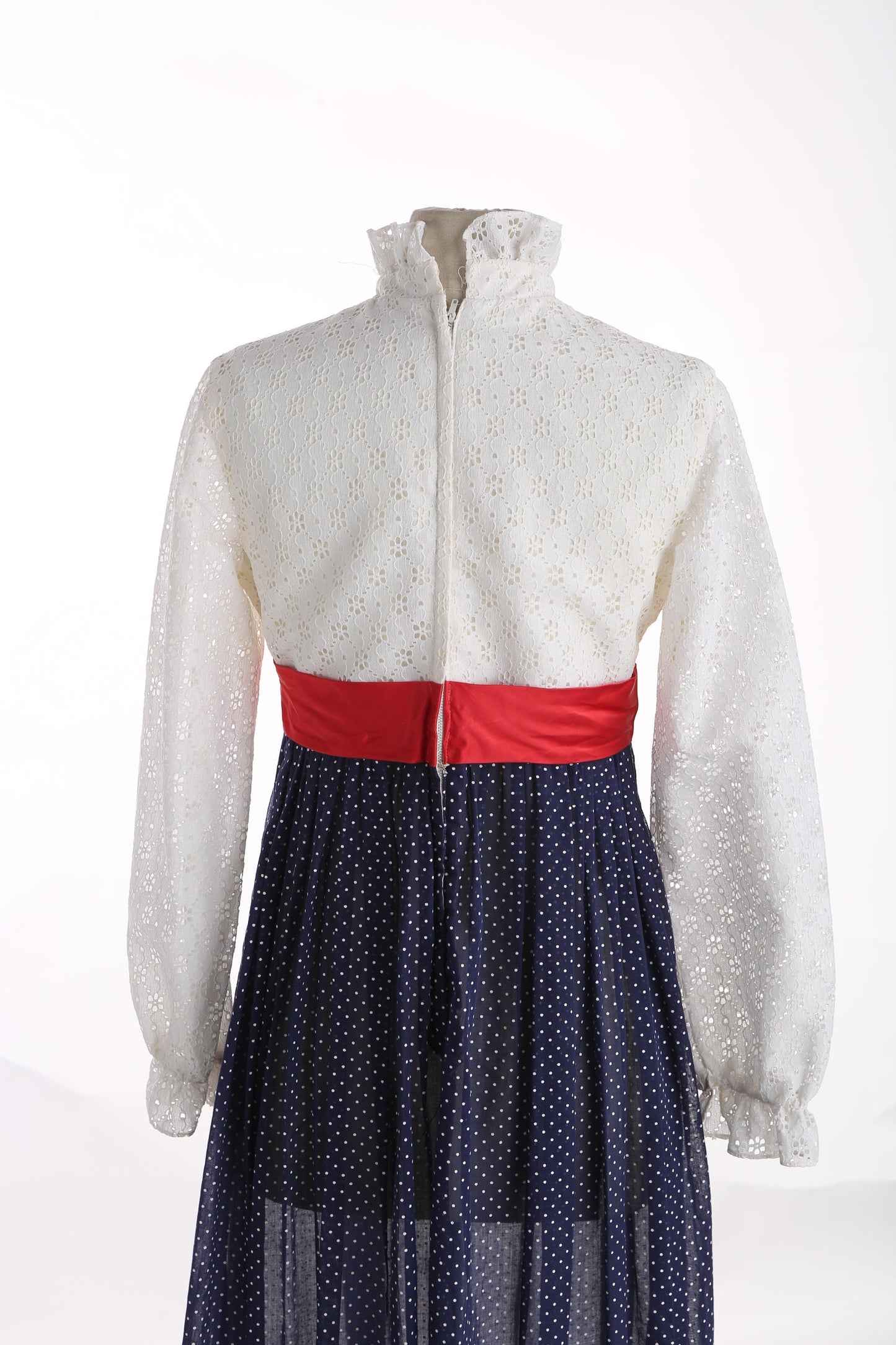 1970s Dress / Long Sleeve / Ruffled Collar / White and Blue