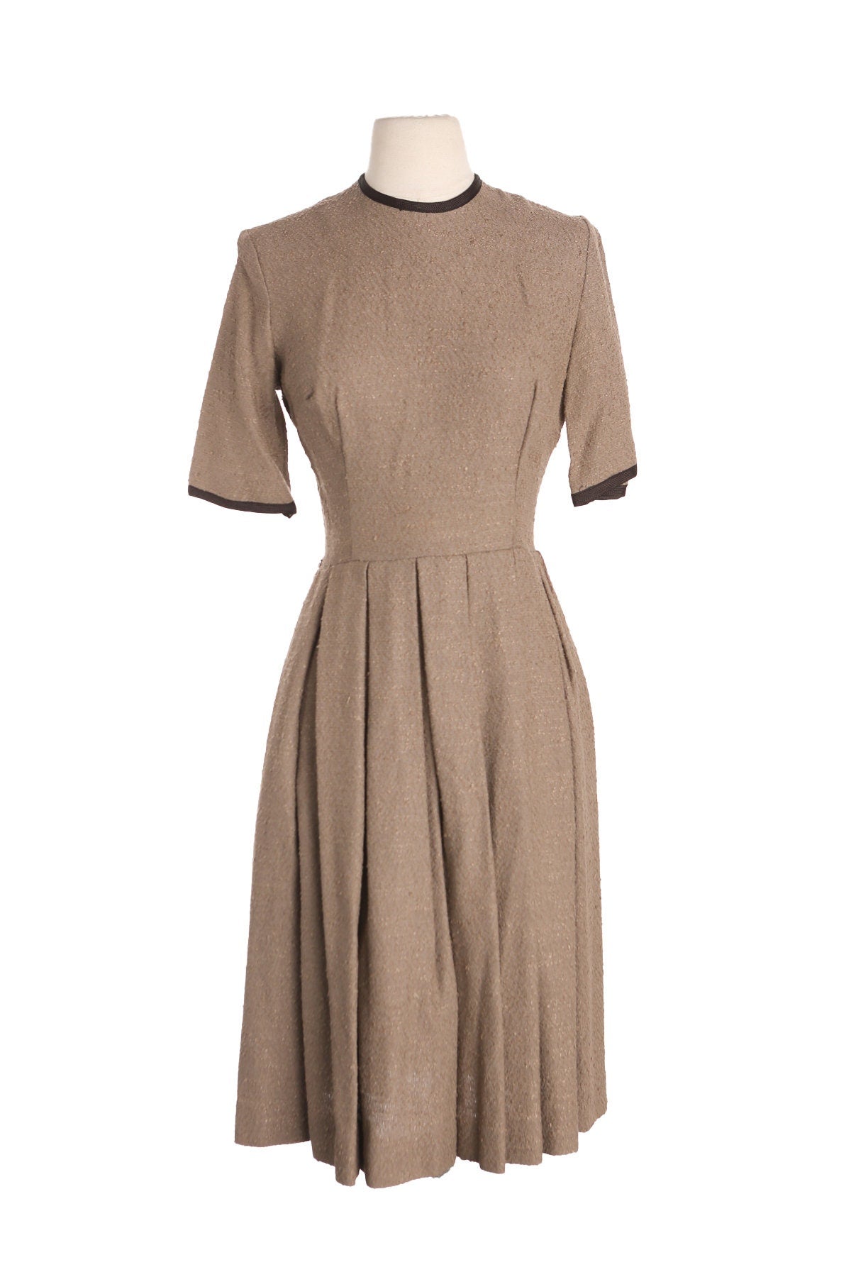 1950s Dress / Brown / Casual / Short Sleeve / Pleated Bottom