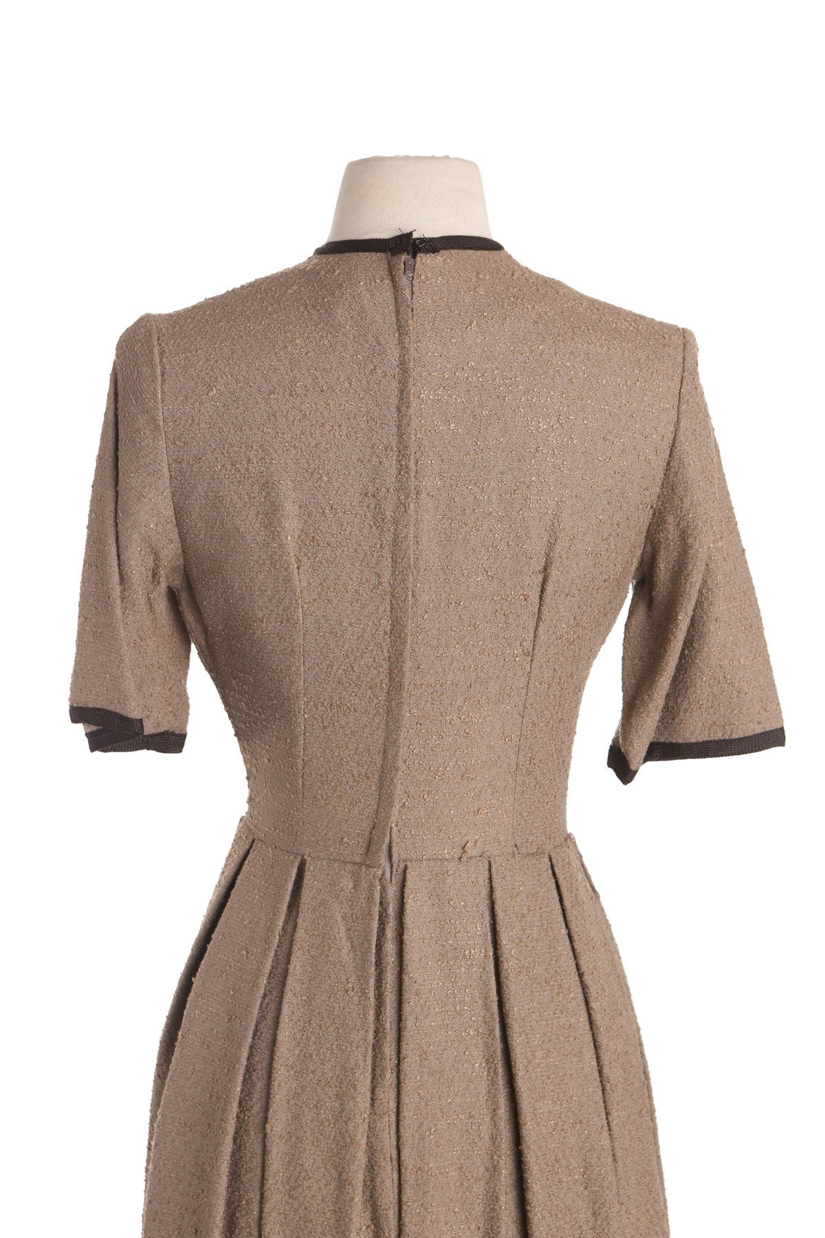 1950s Dress / Brown / Casual / Short Sleeve / Pleated Bottom