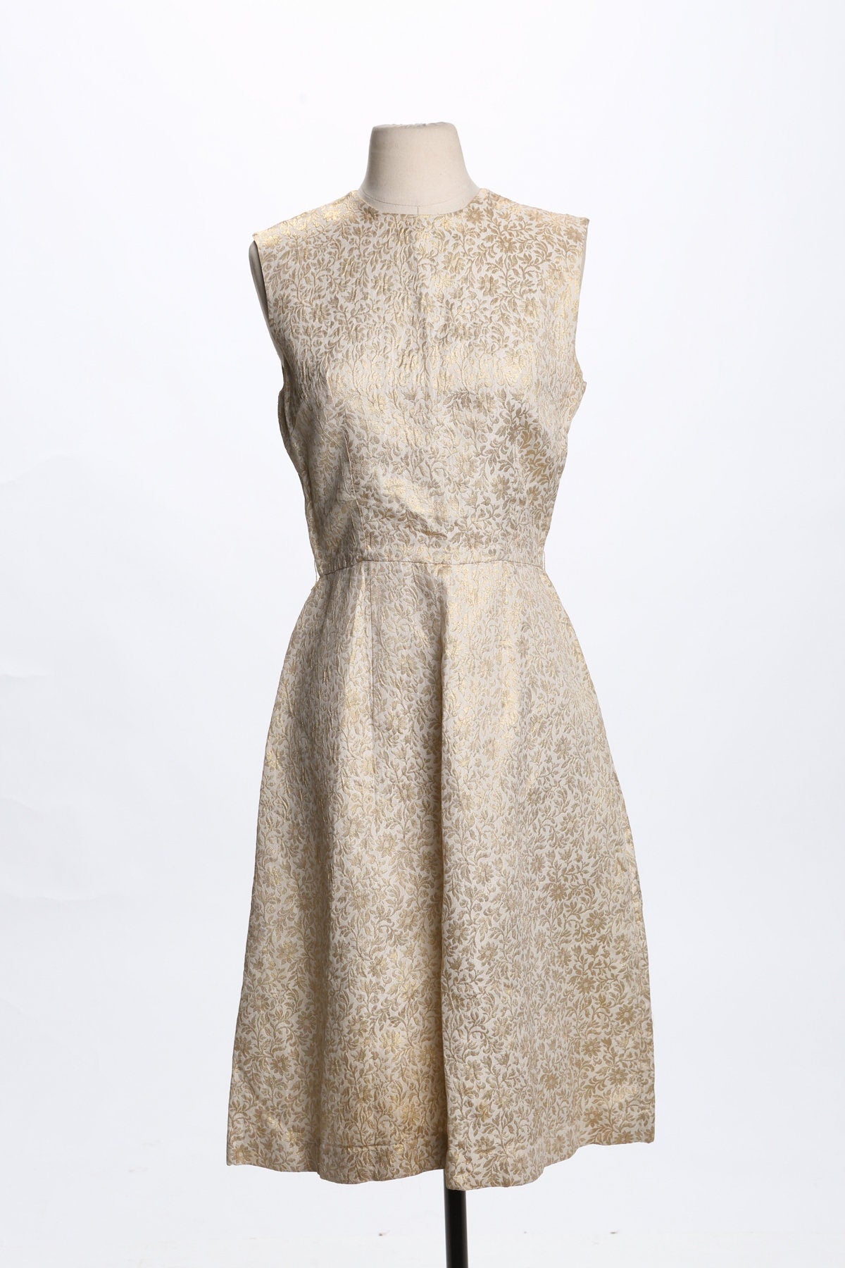 1950s Evening Dress / Sleeveless / Silver Metallic Fabric