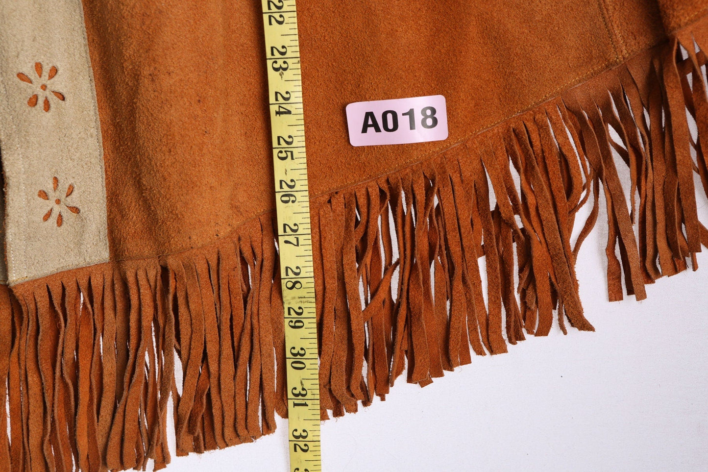Women Tan Suede Fringed Poncho - Era 70's - 80's