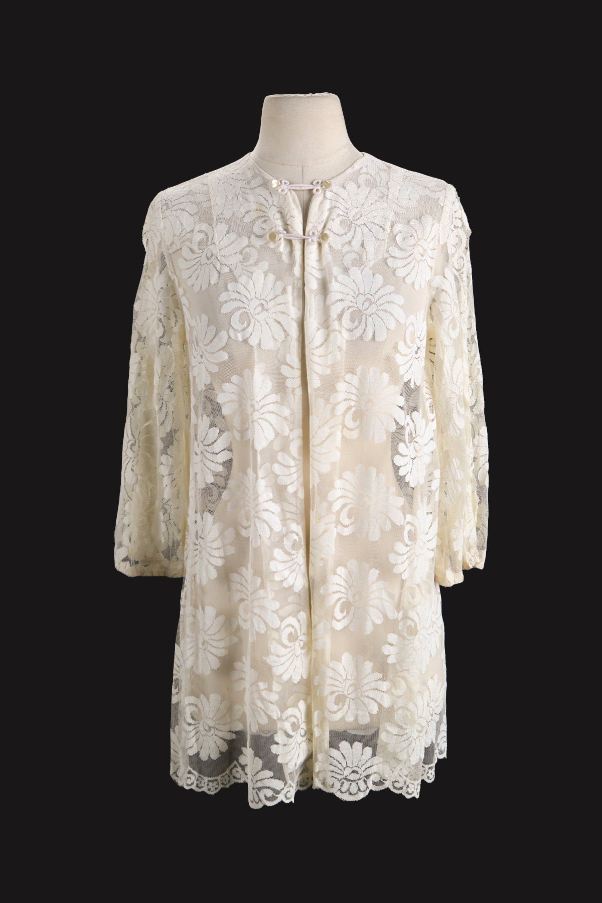 1970s Dress / White / Long Sleeve