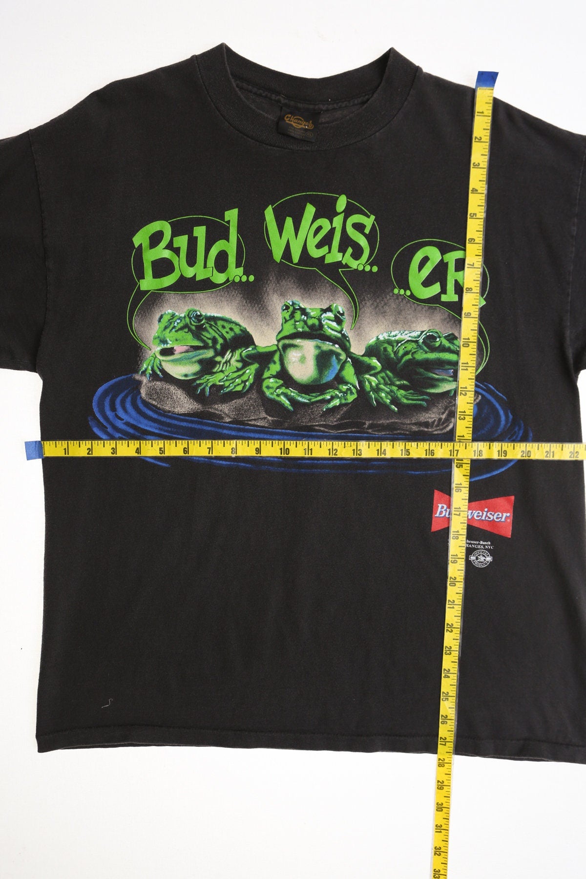 Your Pad or Mine ? Beer and Frogs Graphic Shirt