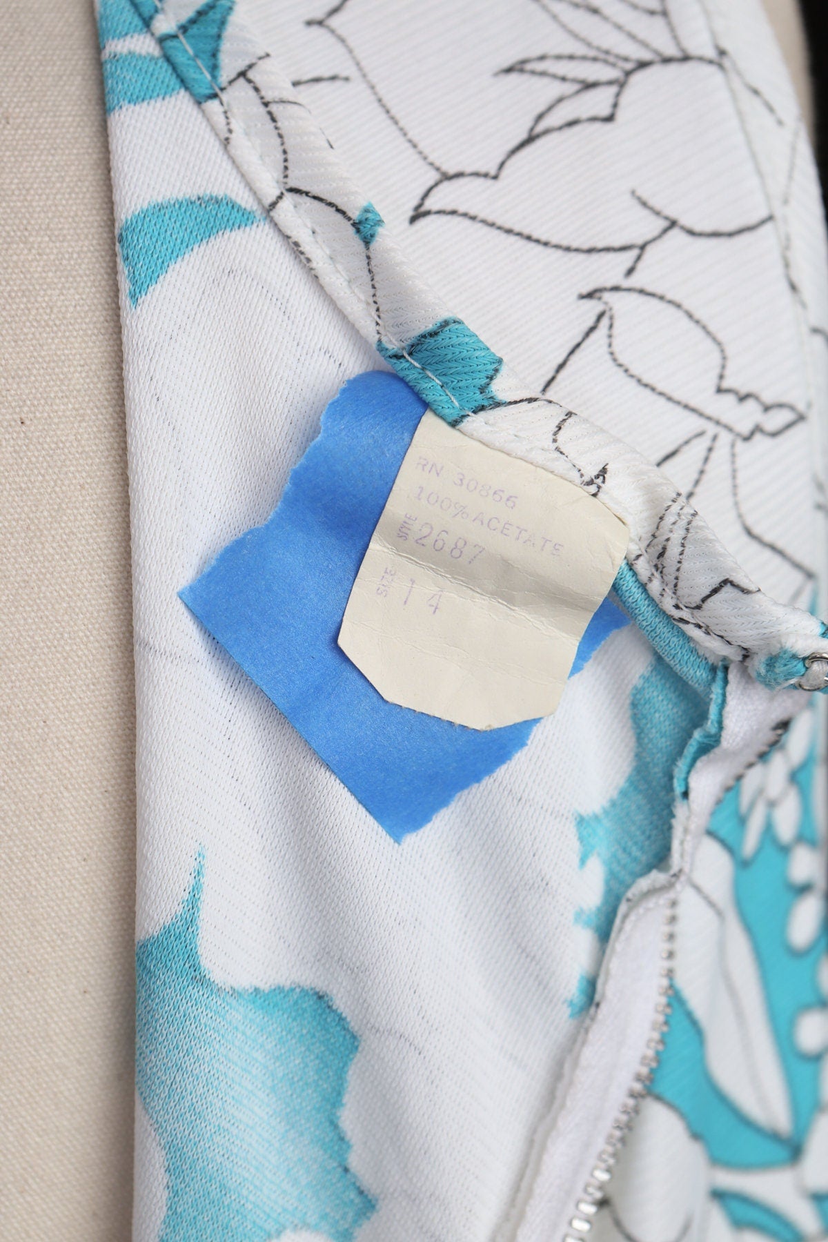 70's White Floral Print Blue Hawaiian Style Dress