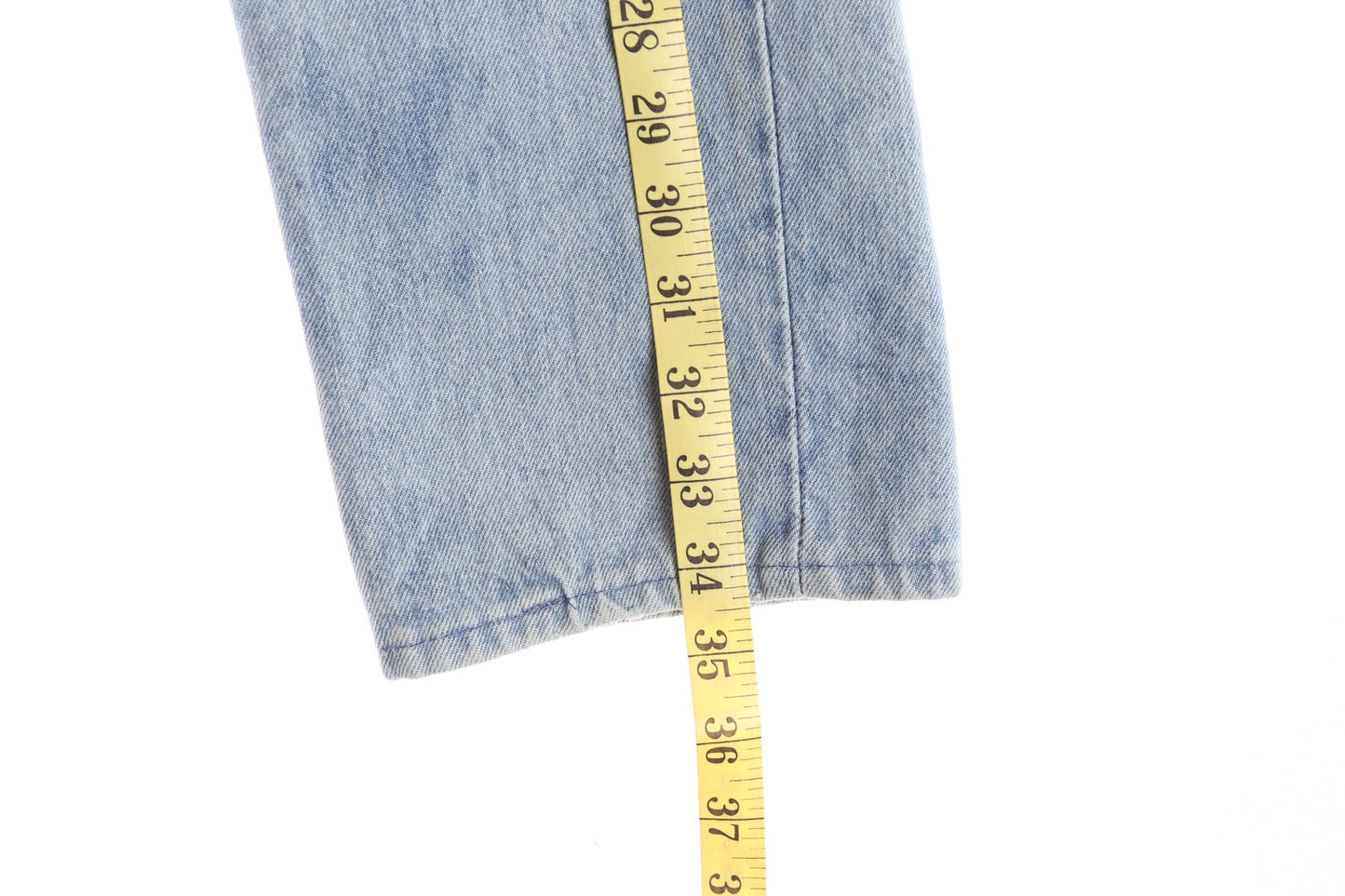 Vintage Levi's Light Wash Blue Jeans