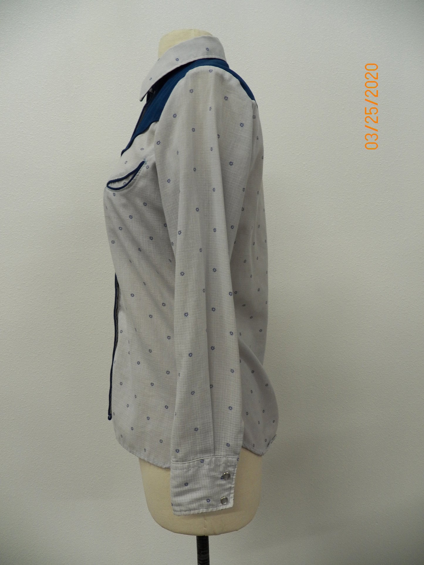 Women western cotton long sleeve top