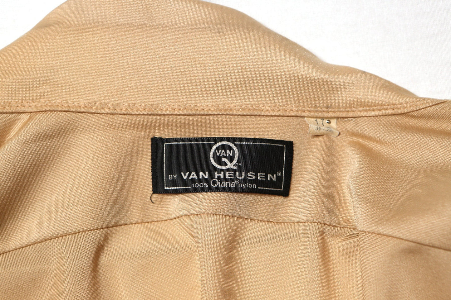 Vintage men 70's polyester beige long sleeve casual 60's disco studio 54 saturday fever'