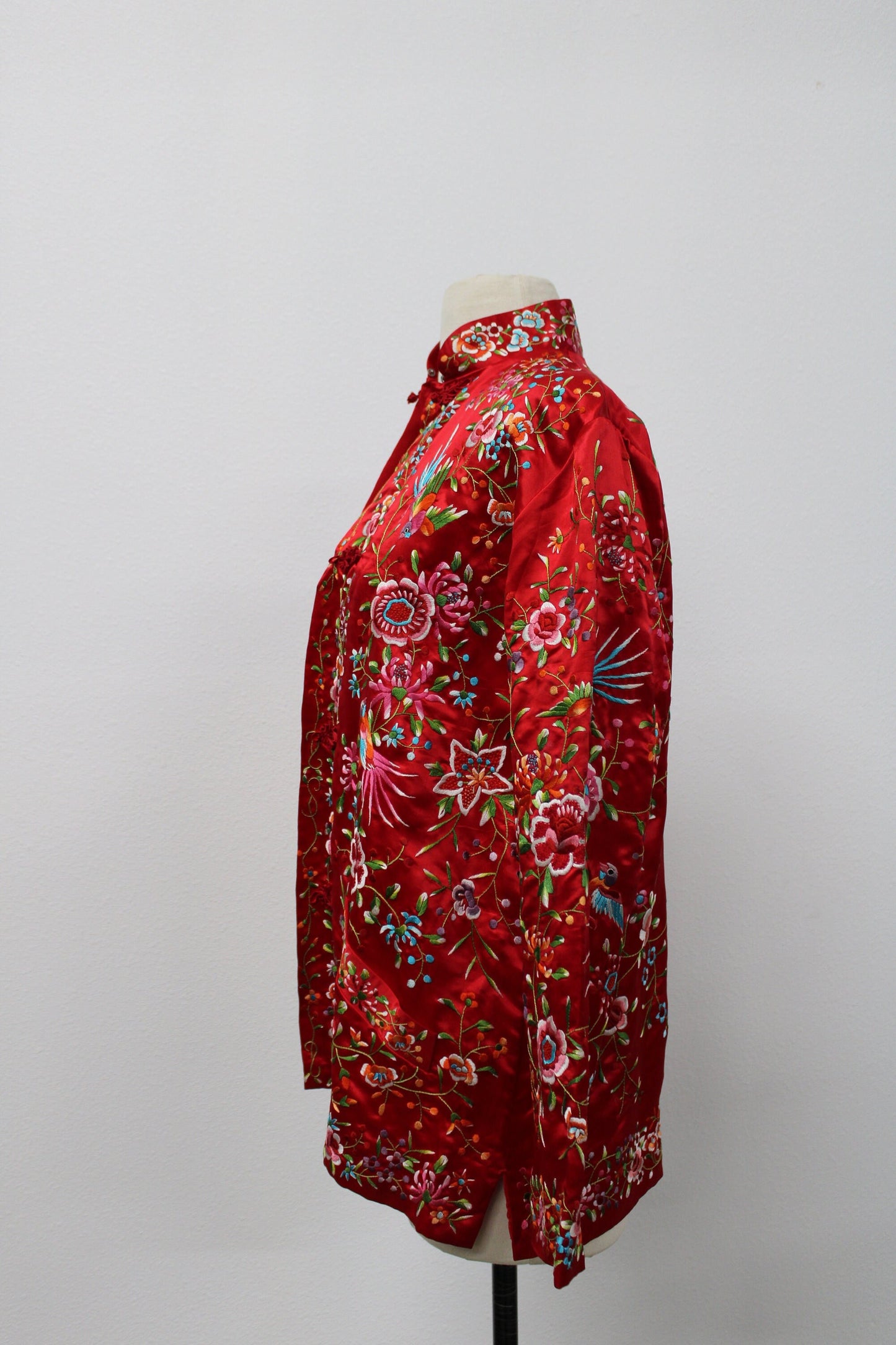 Embroidered birds and flowers red chinese vintage jacket cheongsam women china casual plum blossom