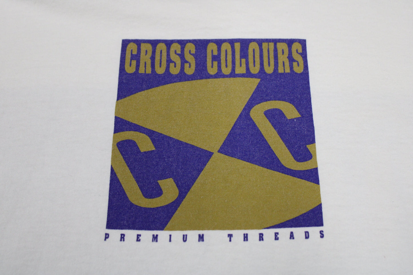 Cross colours graphic t-shirt white no smoke no drugs label print against