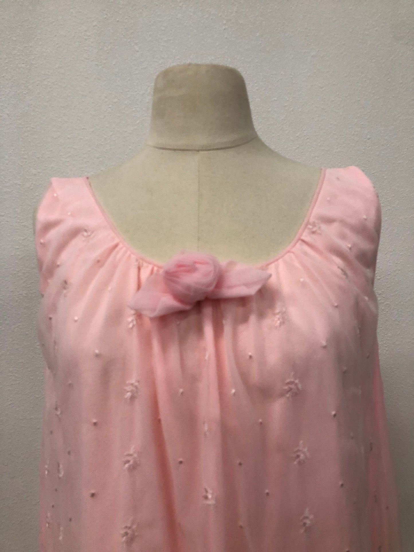 Wearing apparel dress slip nightgown catalinas label pink women vintage