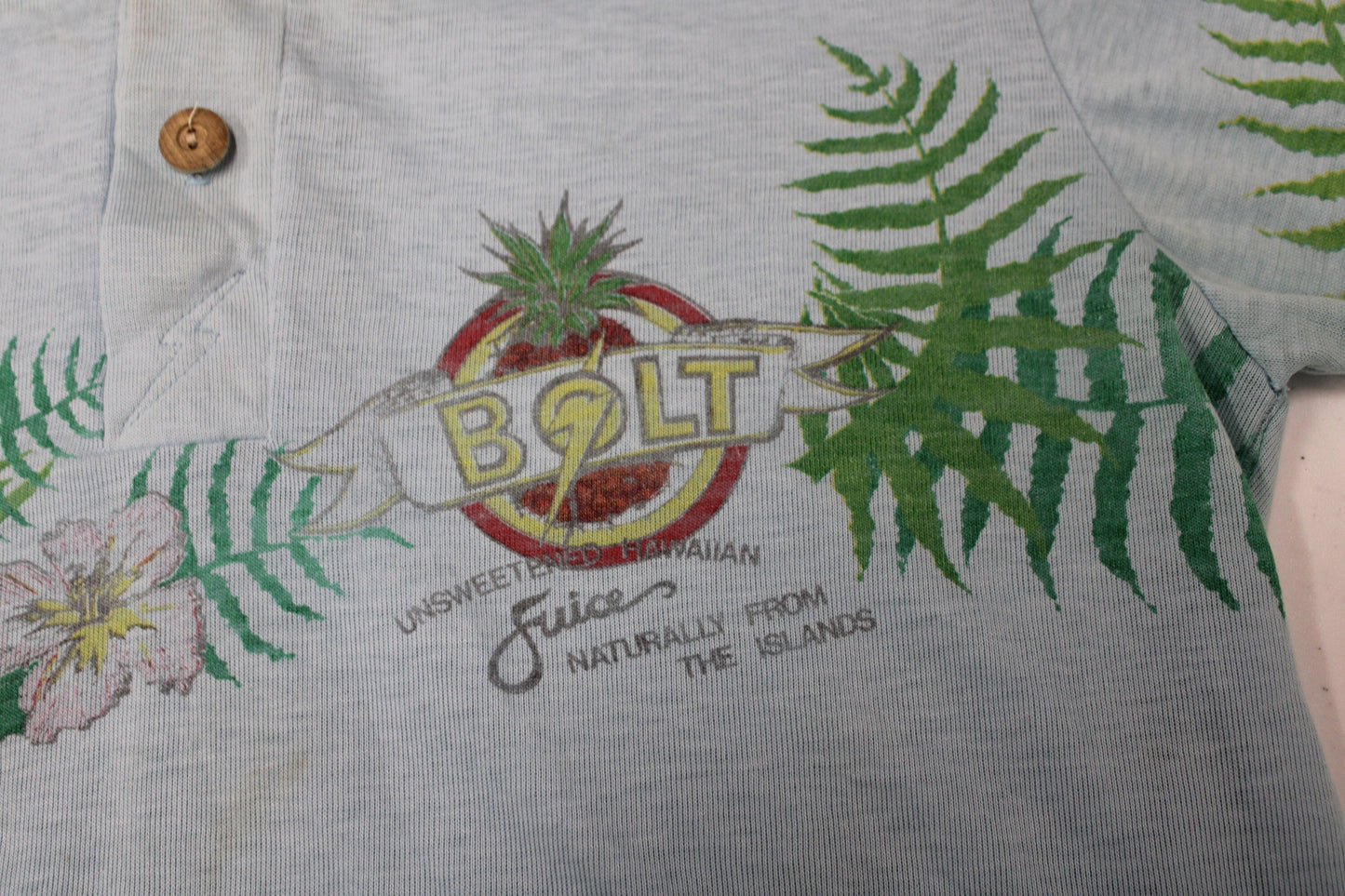 Hawaiian shirt vintage lighting bolt 70's surfing t-shirt blue wooden buttons