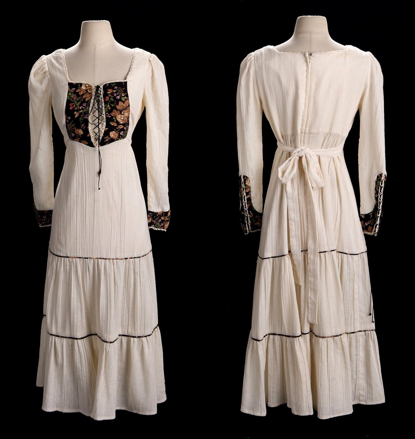 Vintage Long Beige Prairie Dress - Era 70's - 80's