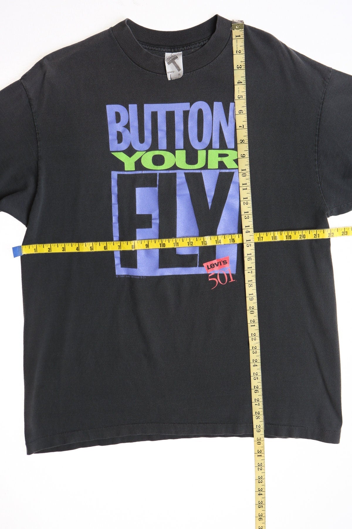 Vintage 501 levi's button fly graphic shirt t-shirt black 90's xl made in usa