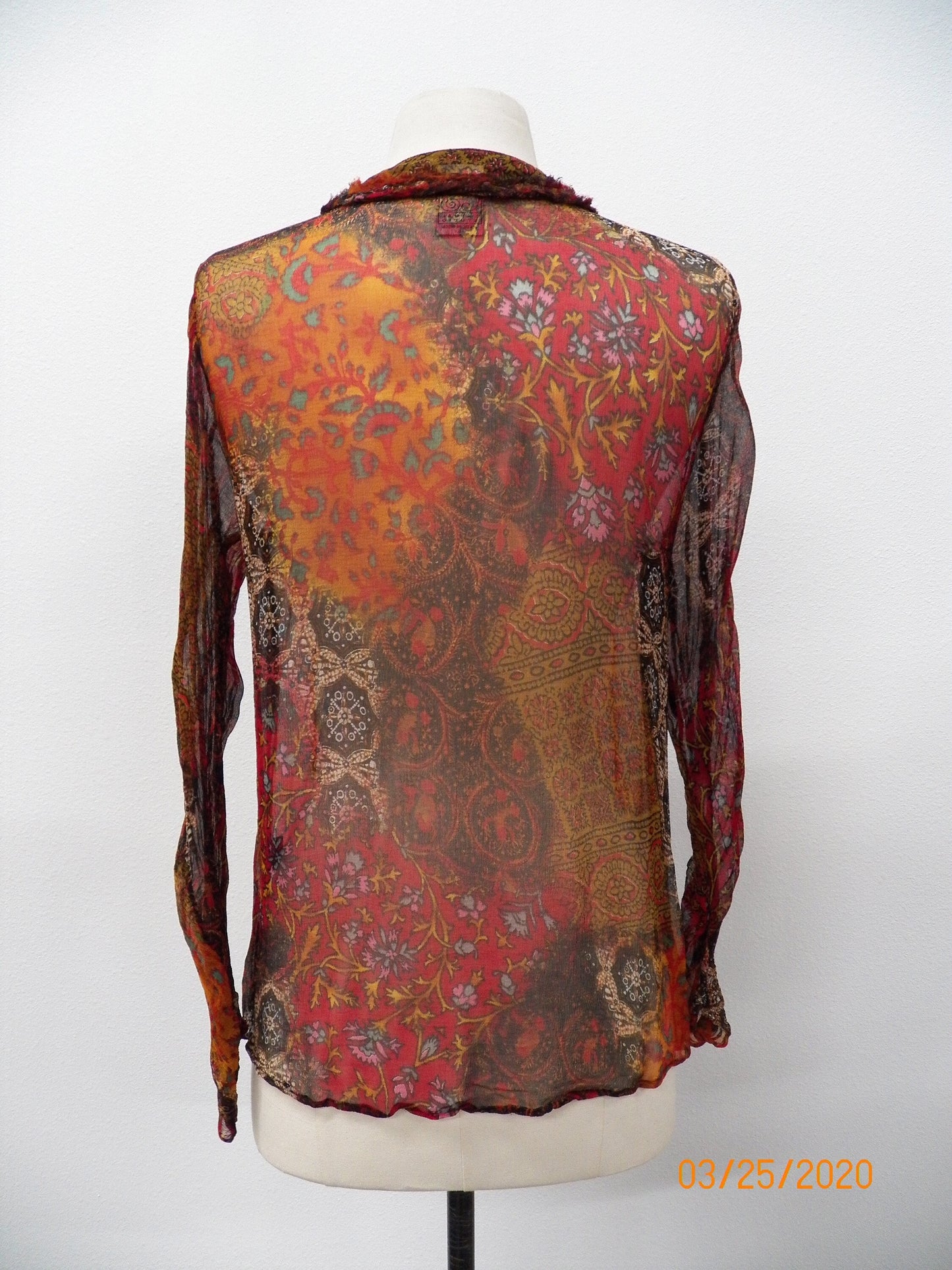 Women viscose graphic top