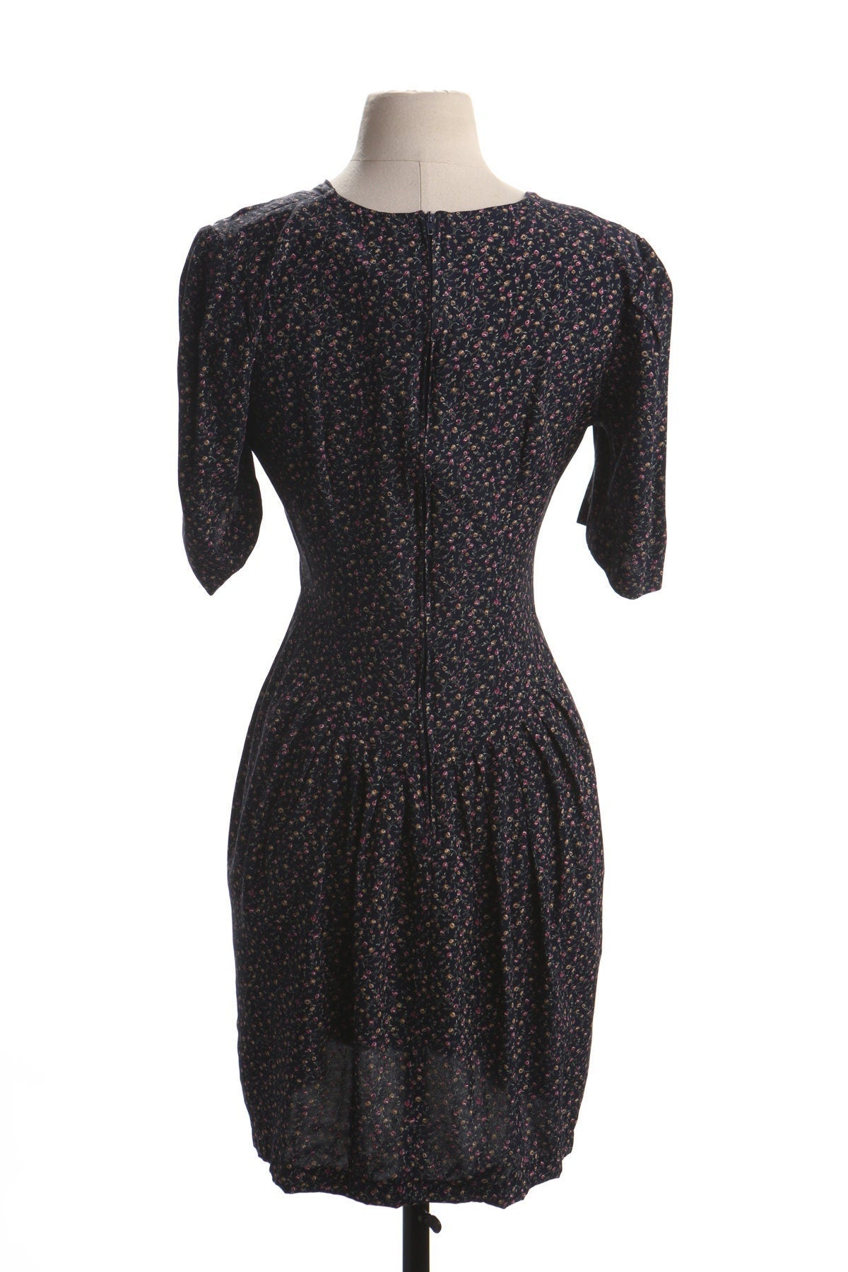 Vintage 90's rayon black floral casual women dress pearl button back zipper closure