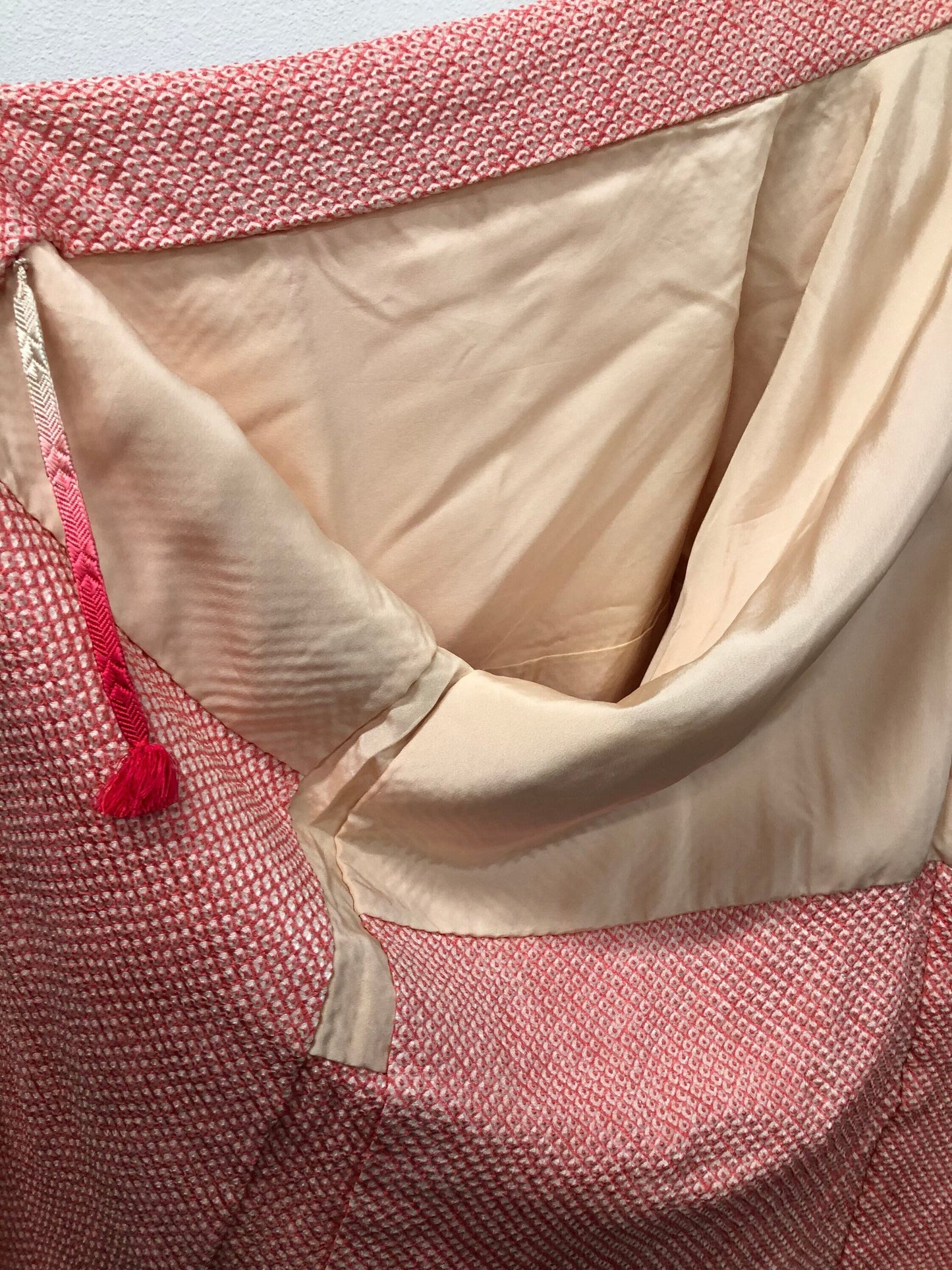 Unisex graphic print indoor wear casual japanese beige lining red jacket kimono