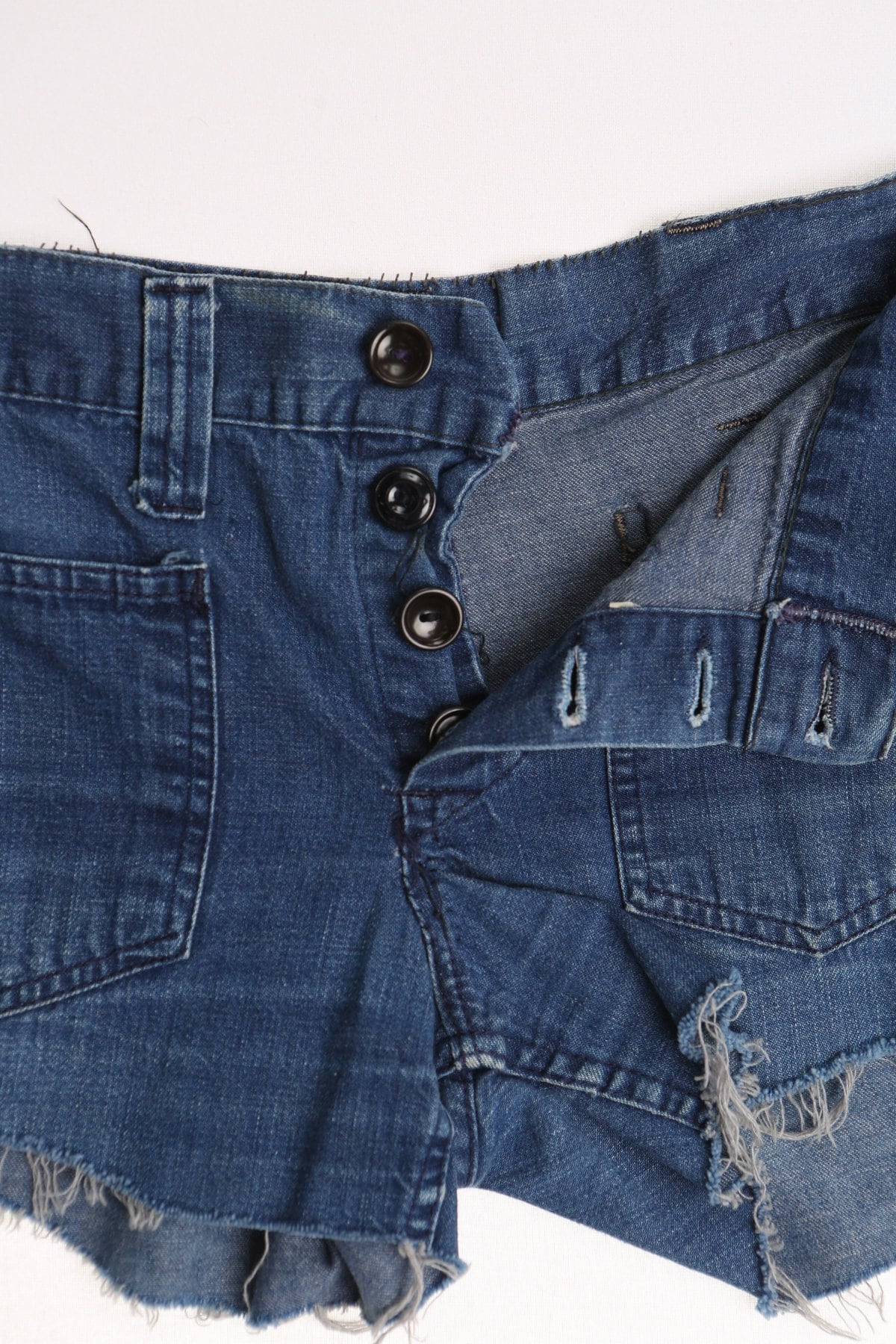 Vintage short women 70's high waist button navy casual cut off denim daisy ducks