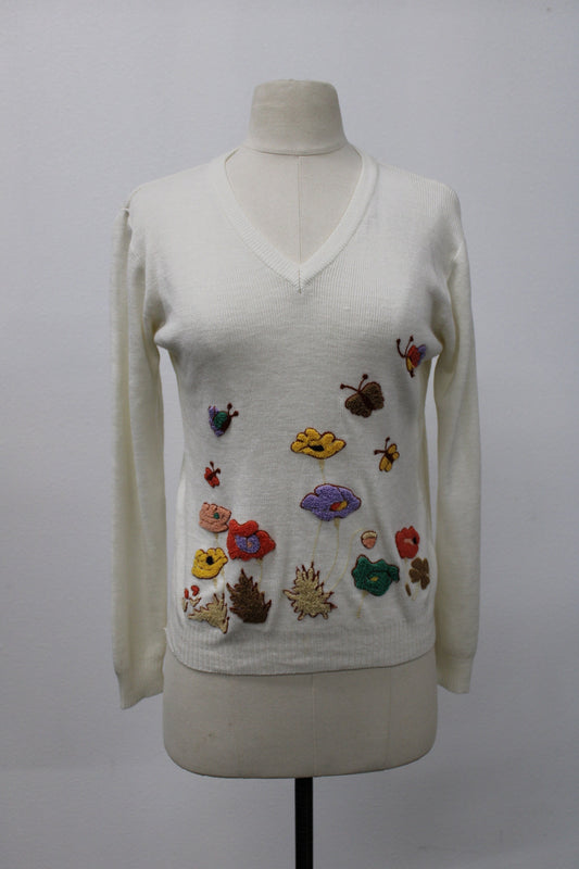 Women v neck 70's sweater embroidered white floral butterfly vintage