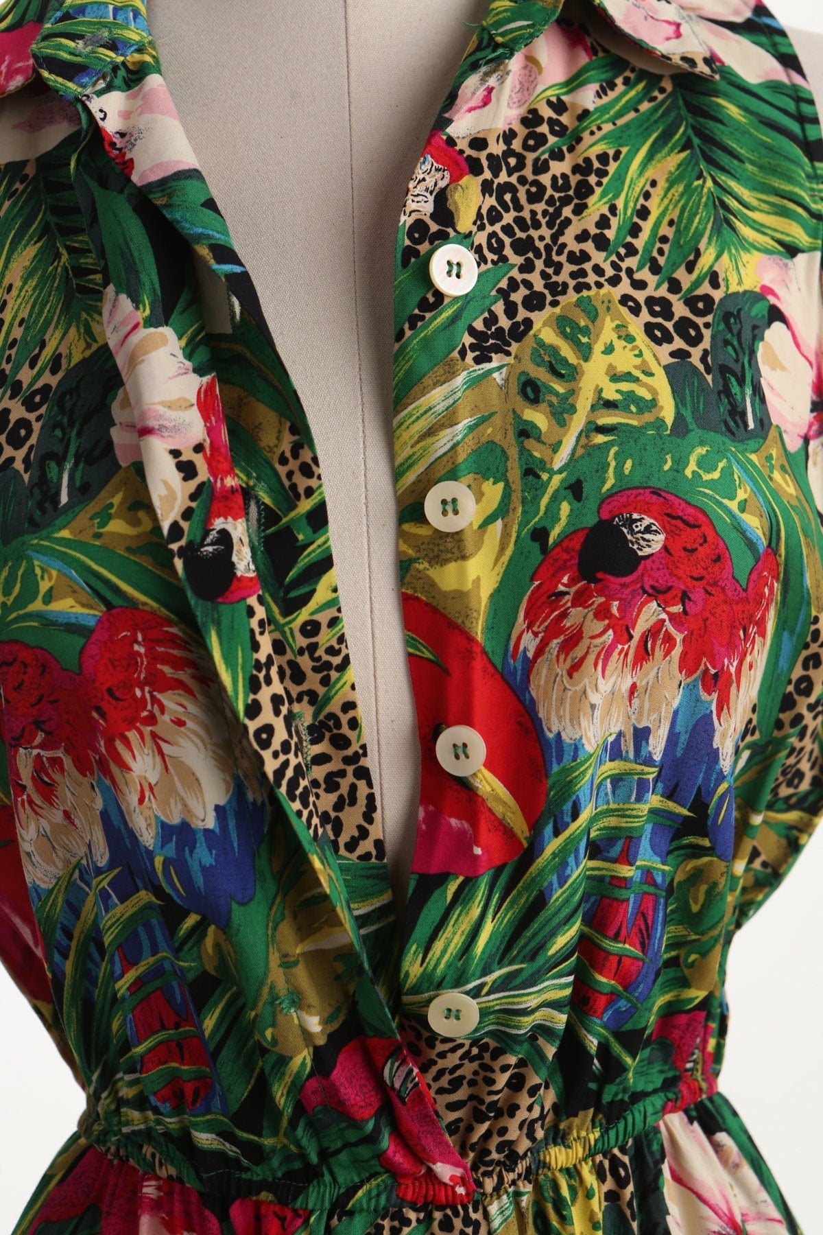 Vintage women 90's summer jungle print bird green cheetah long collared button