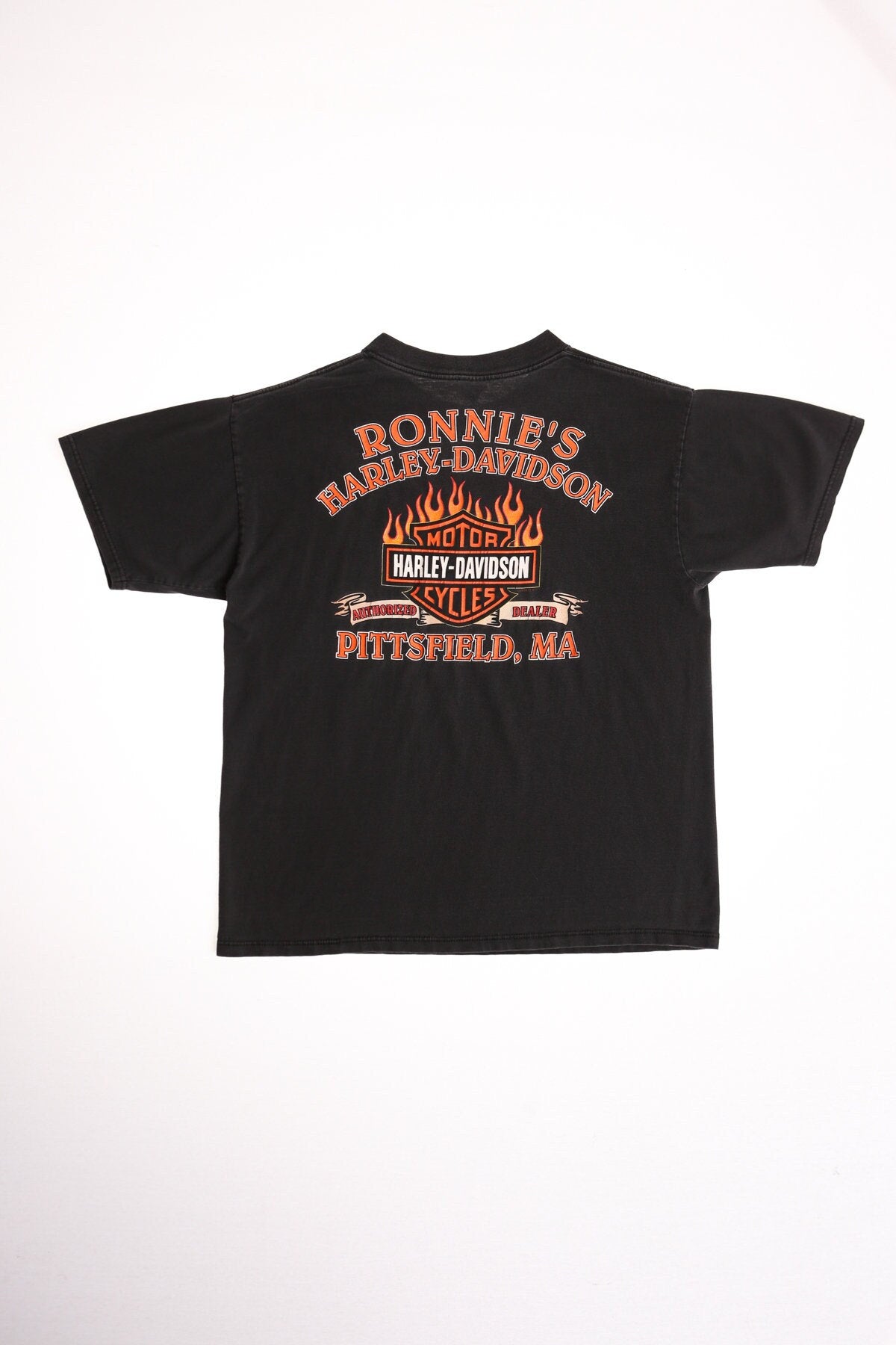 Vintage Harley davidson t-shirt shirt pittsfield massachusetts dealer biker ronnie's black motorcycles