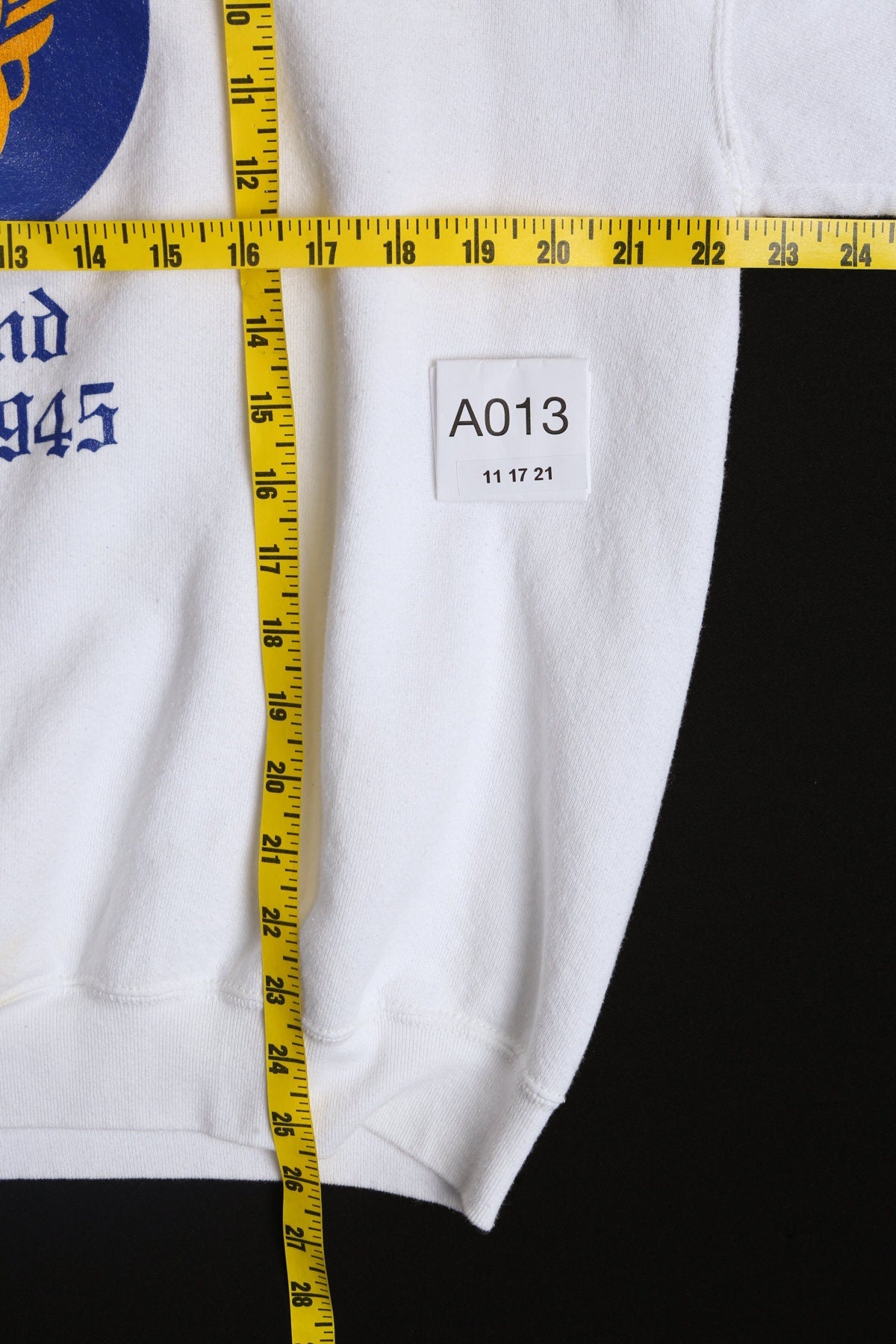 The Mighty Eight England 1942-1945 Flying Squadron White Sweatshirt