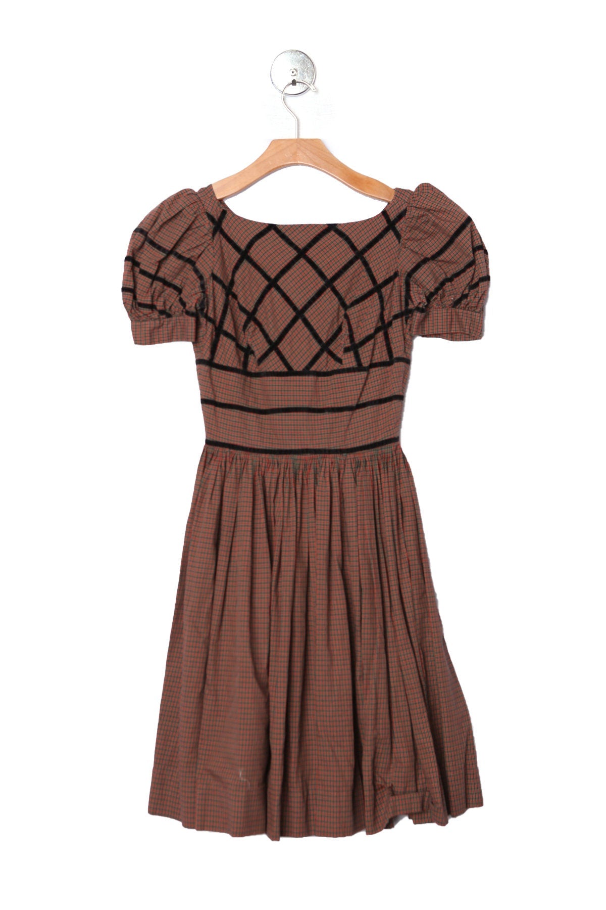 1950s Woman Brown Casual Dress - Paid Patter
