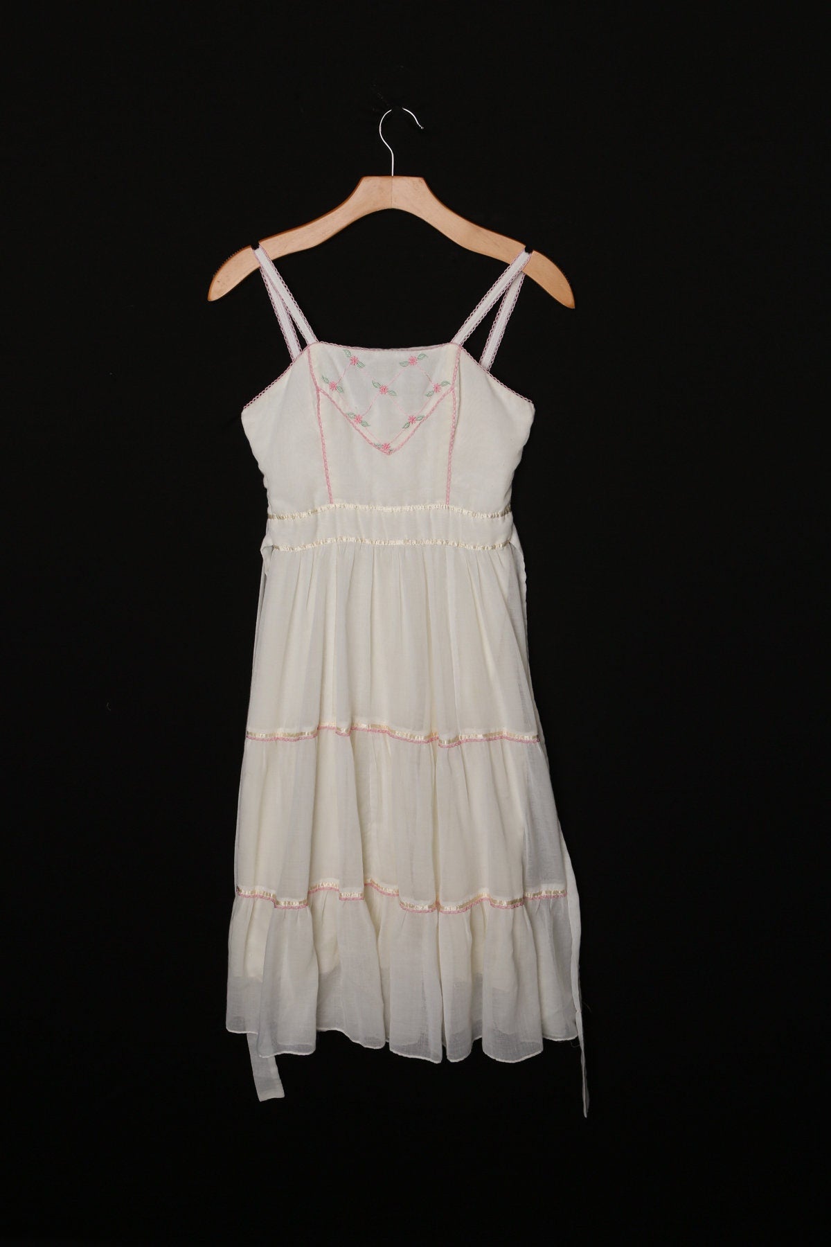 Vintage White 70s Strap Summer Dress with Small Embroidered Flower Details