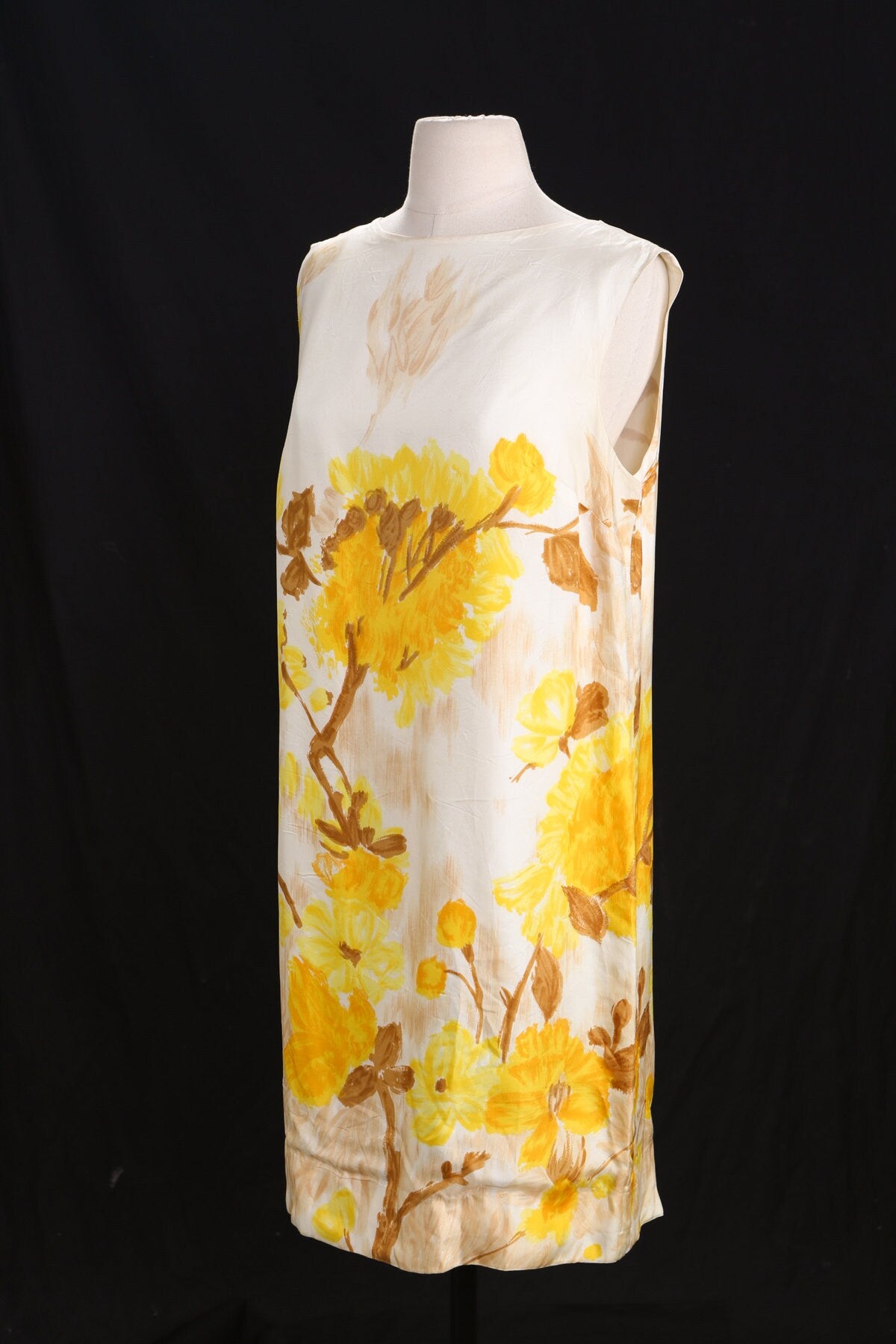 1960's Yellow Flower Print Sleeveless Casual Dress