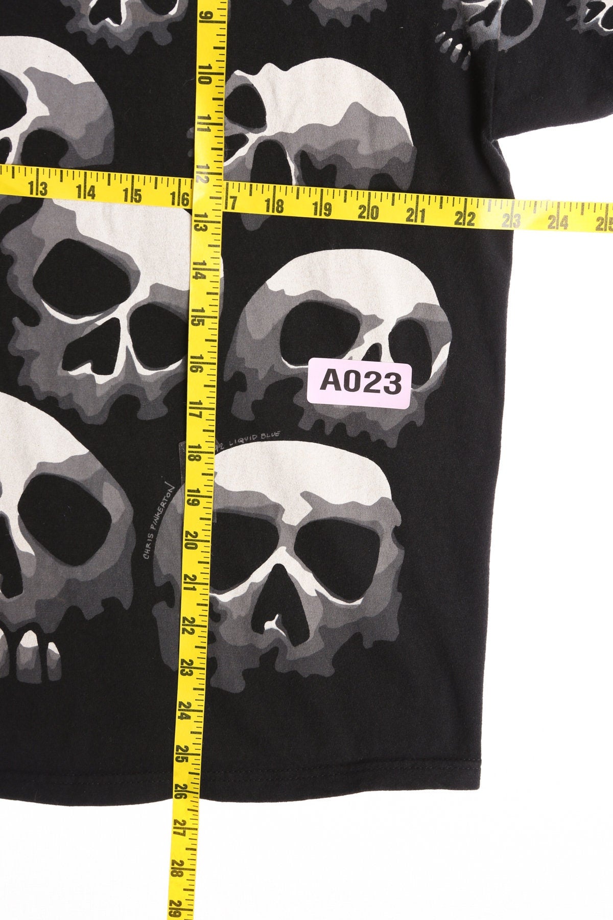 1992 Liquid Blue Black Skulls Graphic T-shirt by Chris Pinkerton