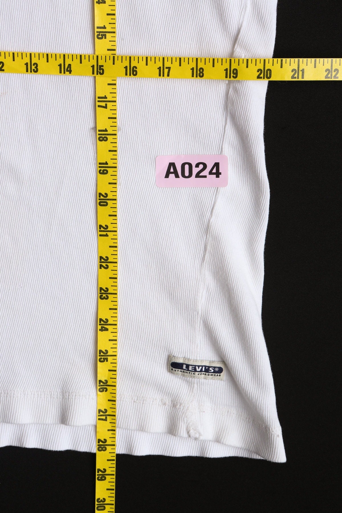 Levi's White Thermal Short Sleeve Shirt - Era 90s - Y2K