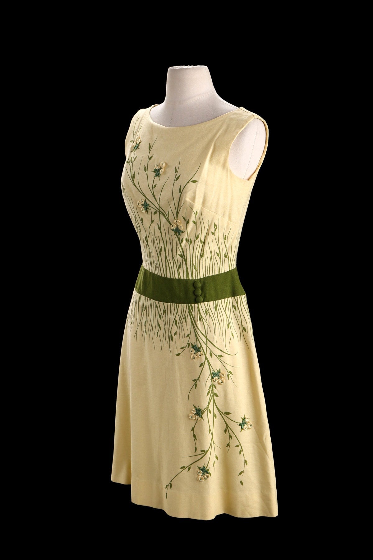 Vintage Women Yellow Casual Dress with Flower Embroidery Details