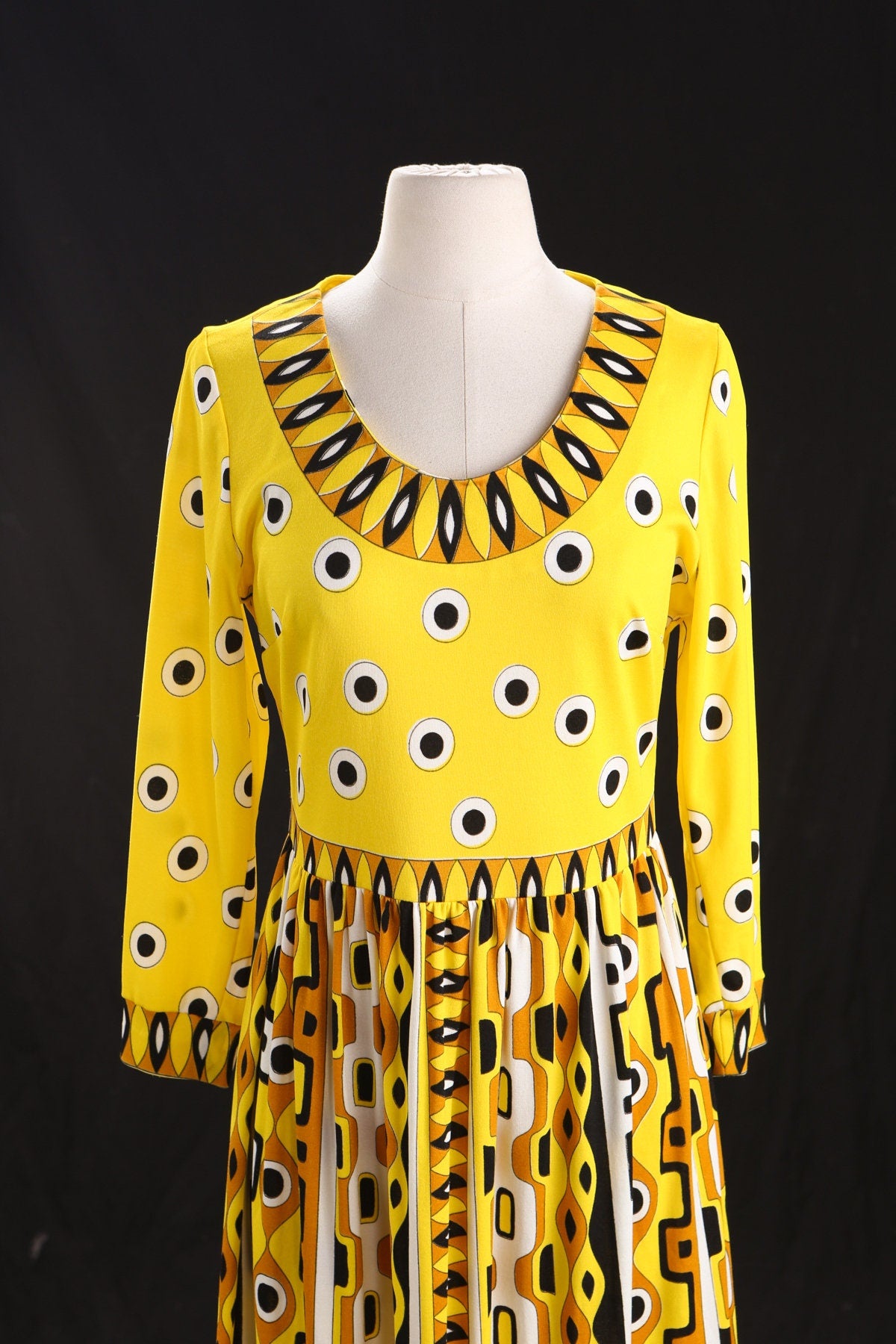 1970s Dress with Yellow Geometric Print Pattern