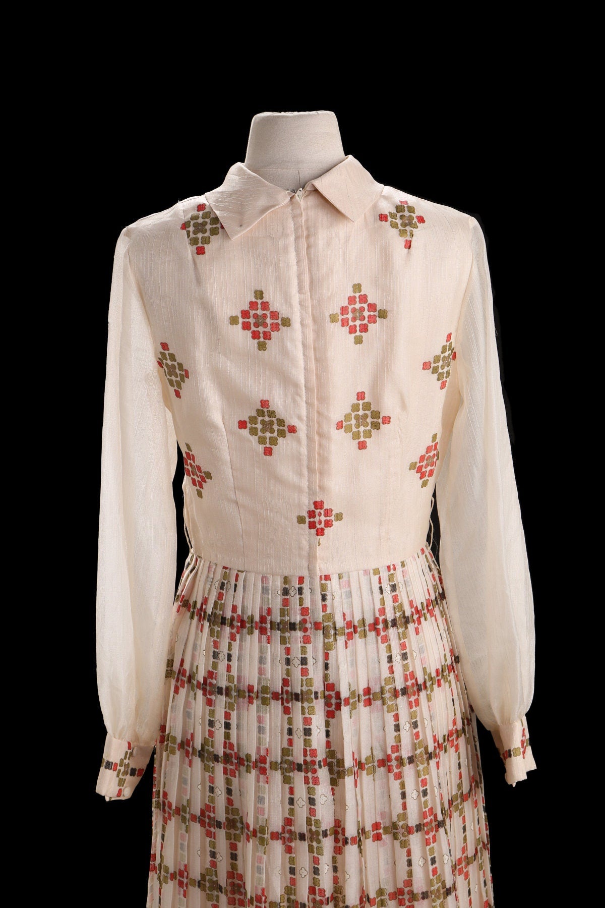 Vintage Hawaiian Dress with Geometric Pattern Print by Alfred Shaheen