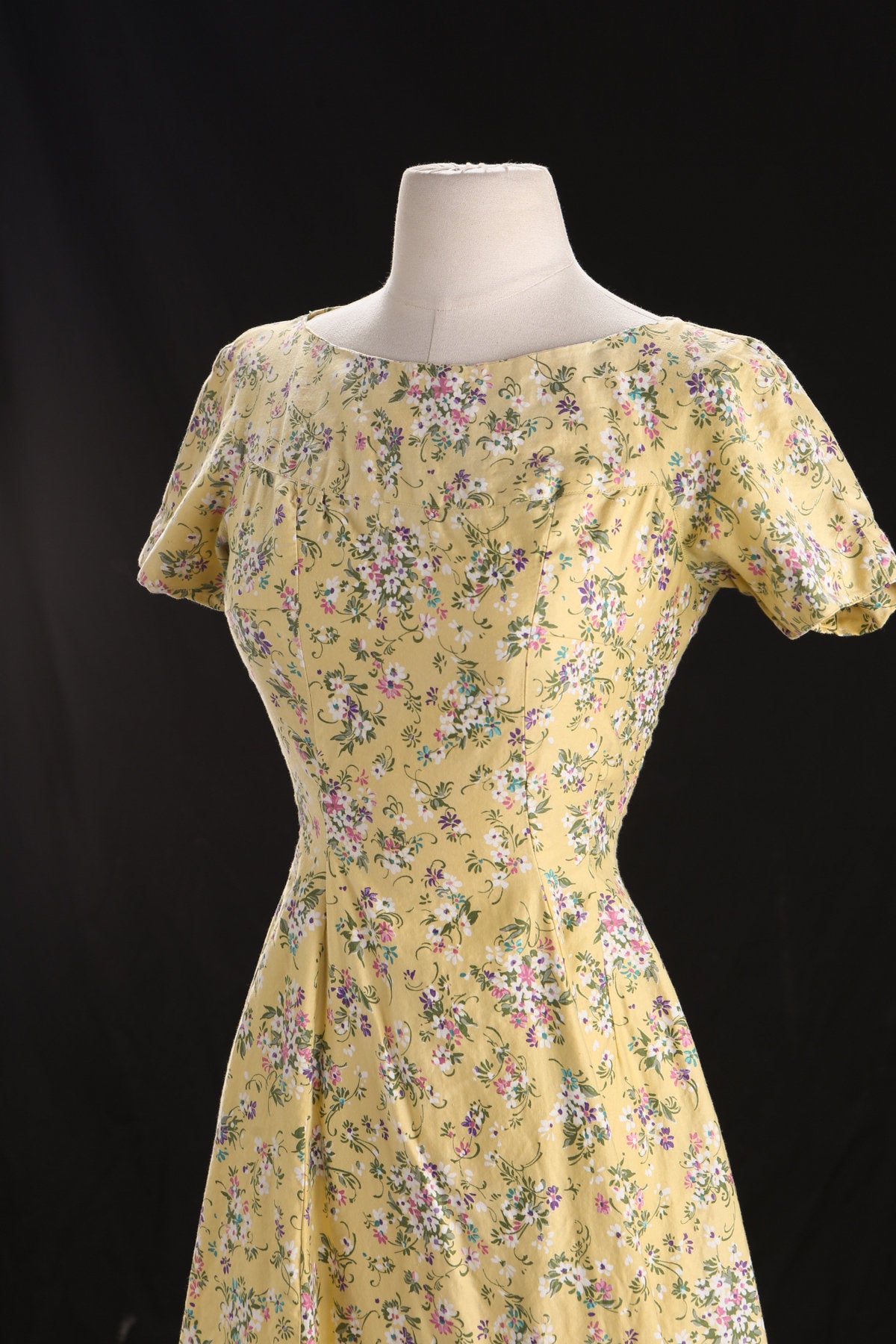 1940s Summer Dress - Yellow Floral Print