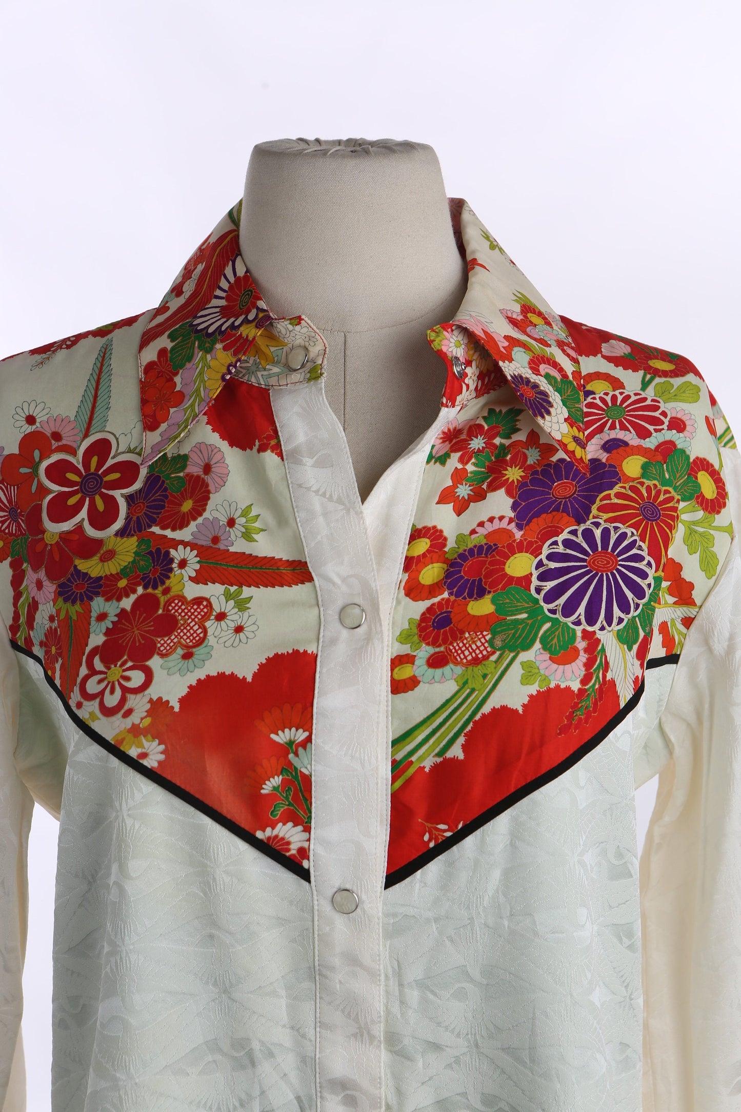 Women Western White Top Kimono Print