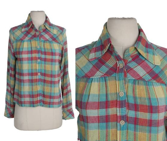 1970's Women Plaid Green Button Up Top
