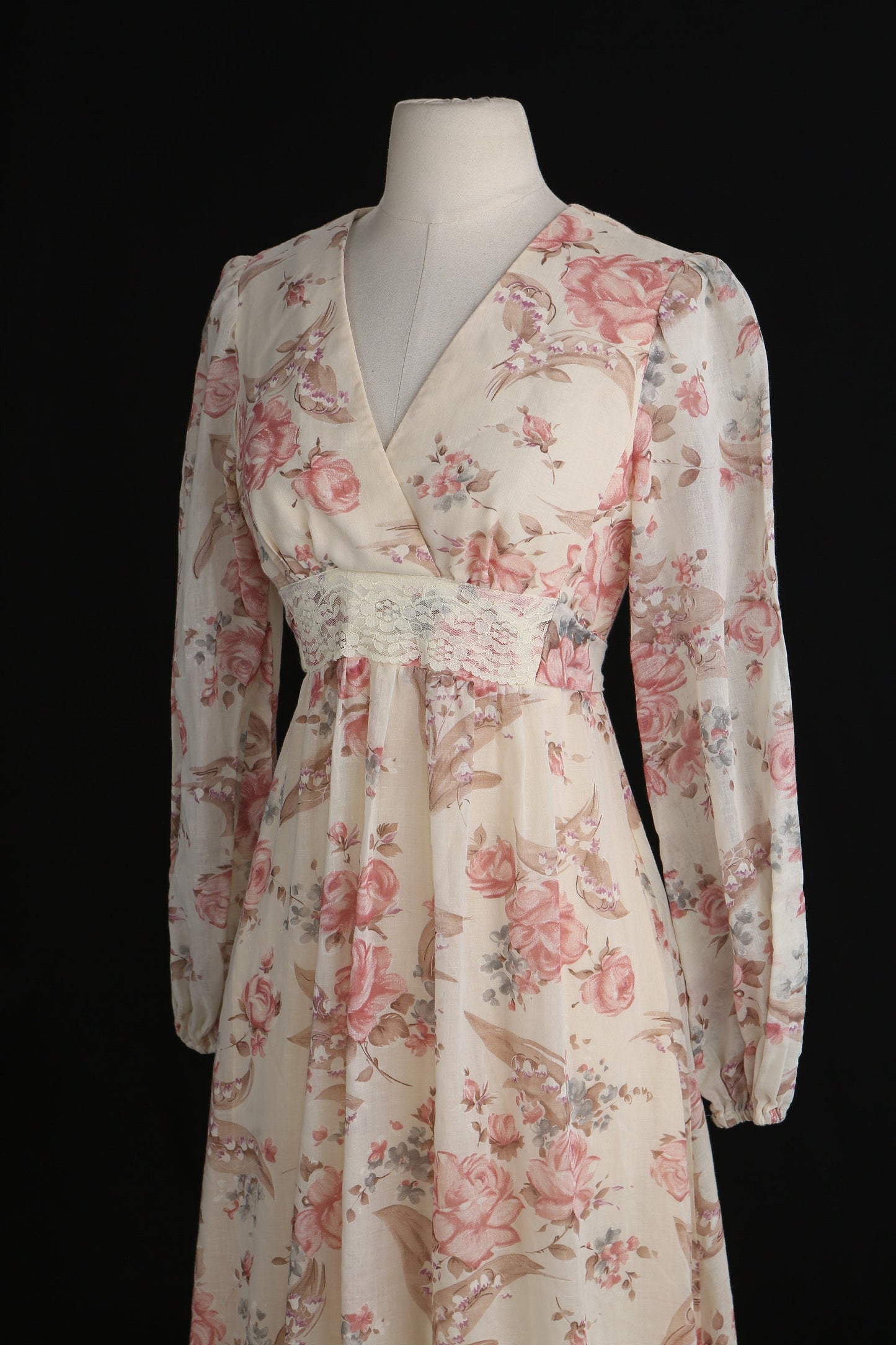 1970's Women's Floral Print Beige Long Prairie Summer Dress