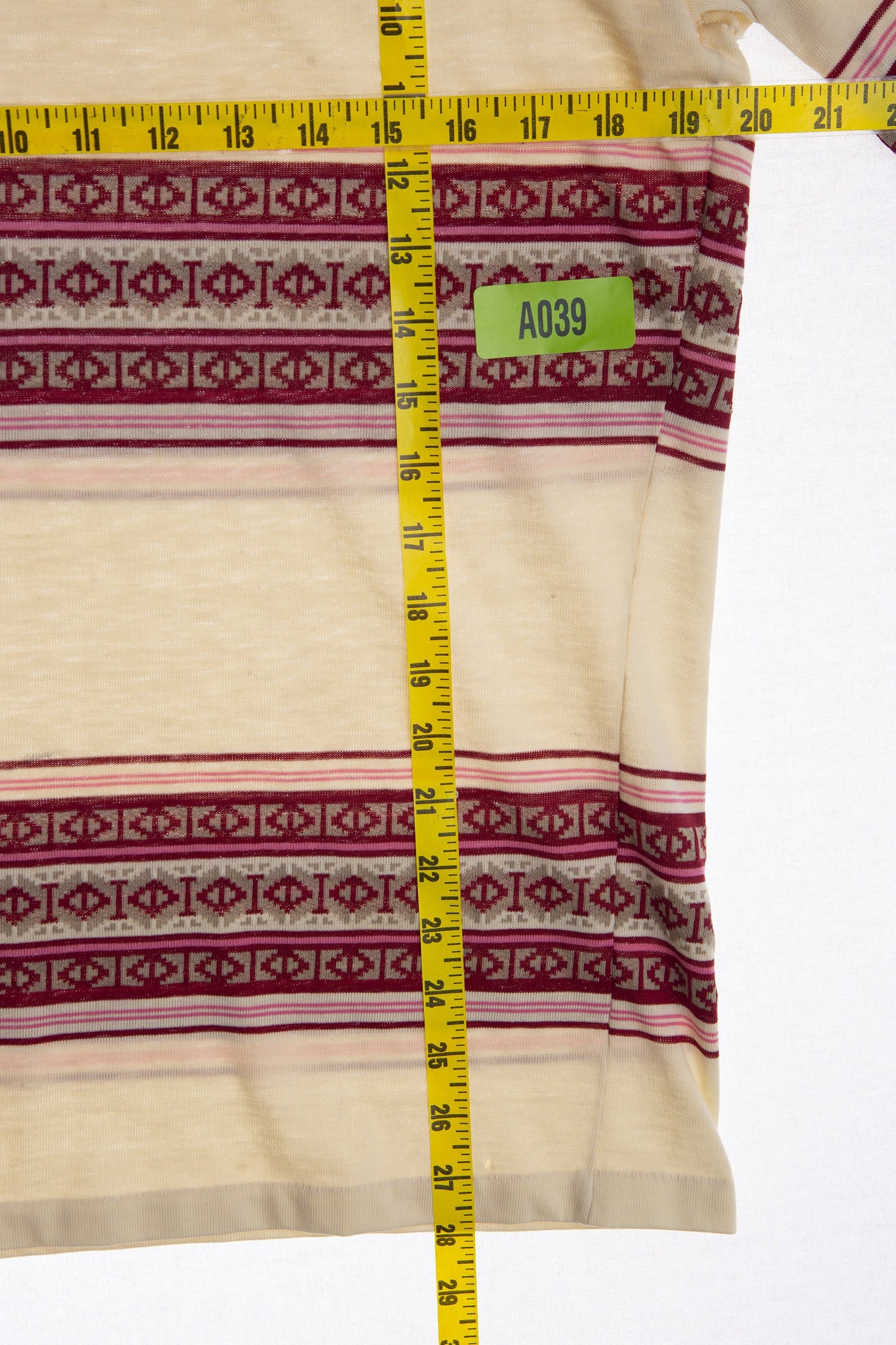 Vintage Geometric Print Crew Neck Beige T-shirt - Era 1960's - 1970's