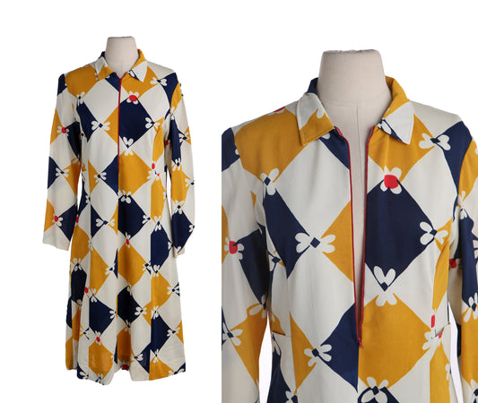 1970's Women Casual Dress with Floral and Geometric Pattern Print