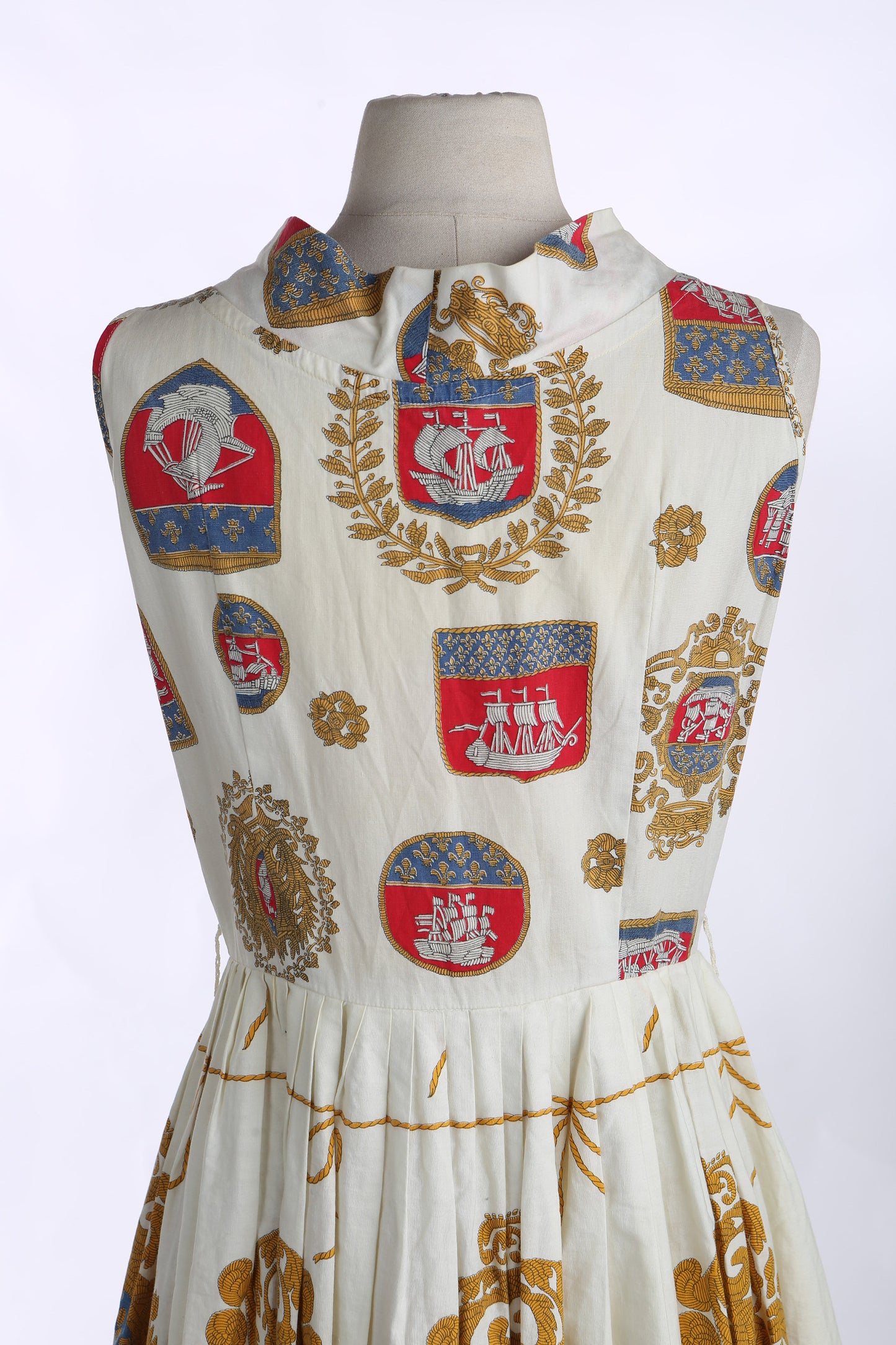 1960's Women White Casual / Summer Sleeveless Dress with Nautical Fabric Print