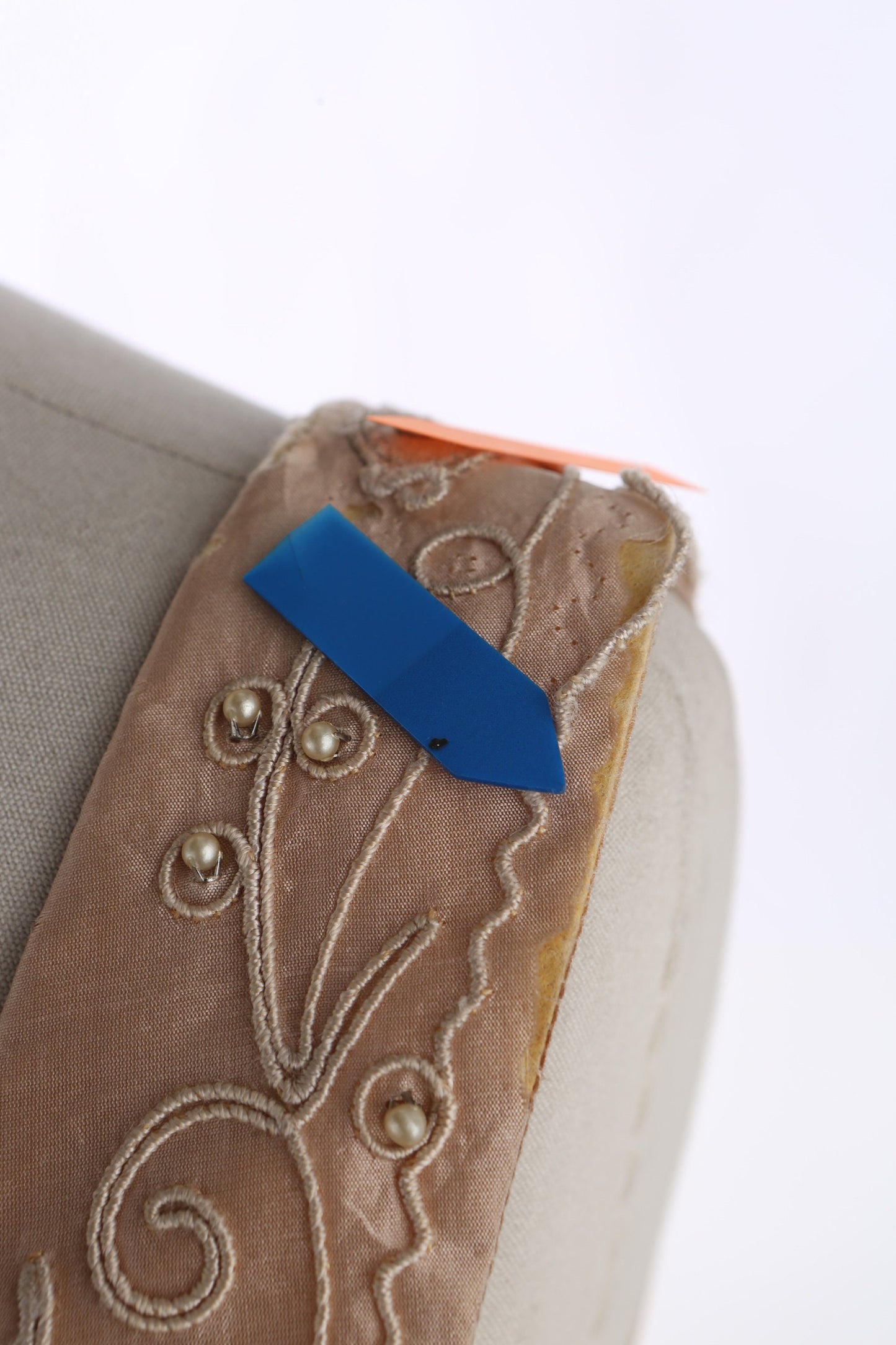 Vintage Ballgown Dress with Embroidered Pearls and Pattern Details - Era 1940s - 1950s