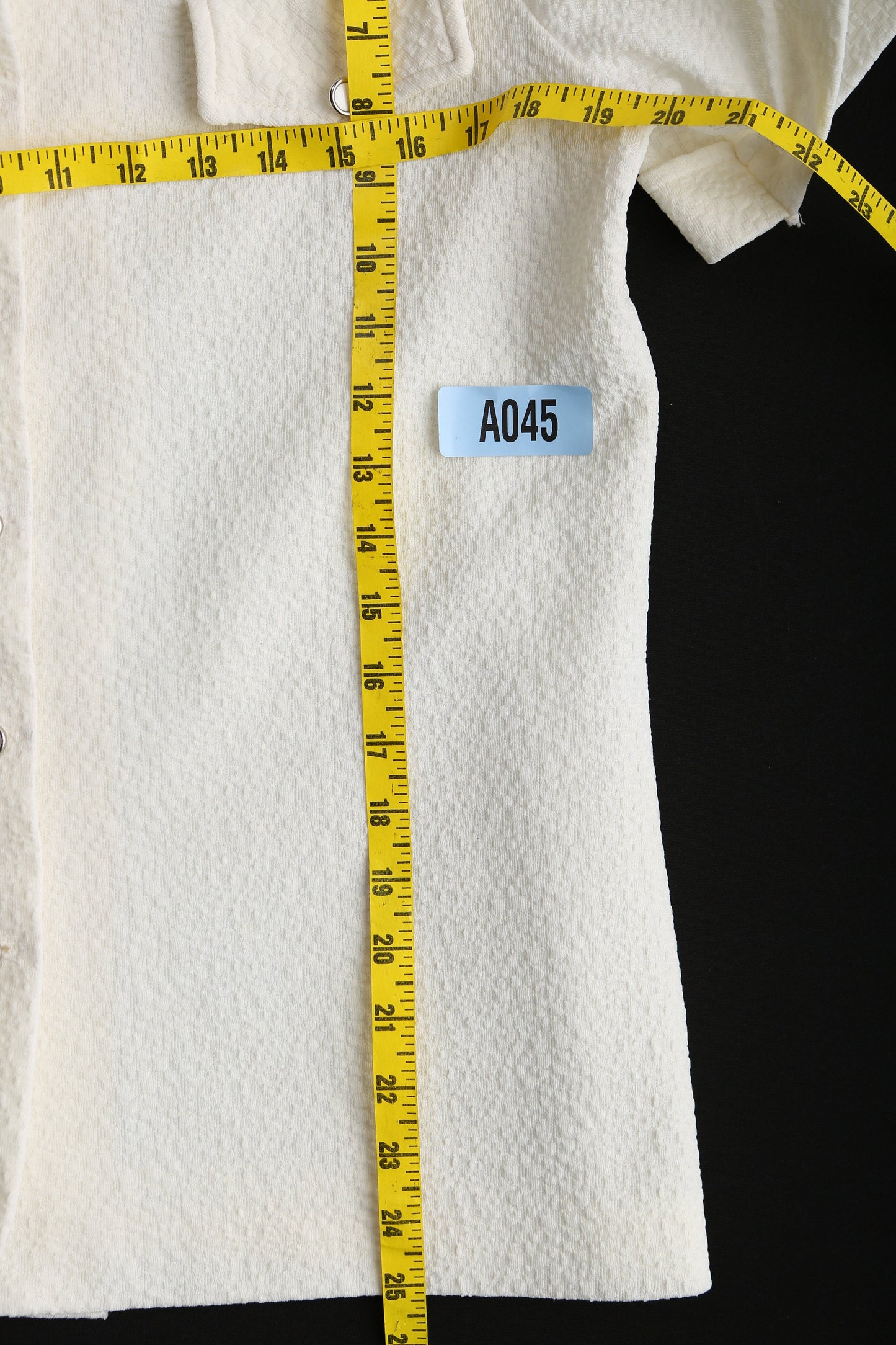 1970's White Women's Poly Suit - Top and Pants set