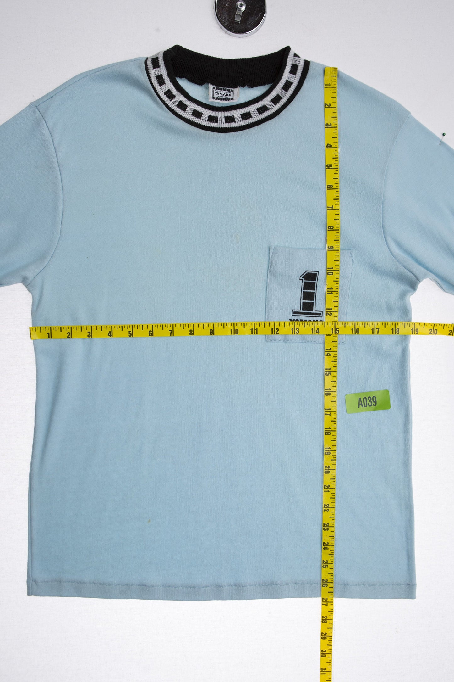 Vintage YAMAHA Blue Crew Neck T-shirt