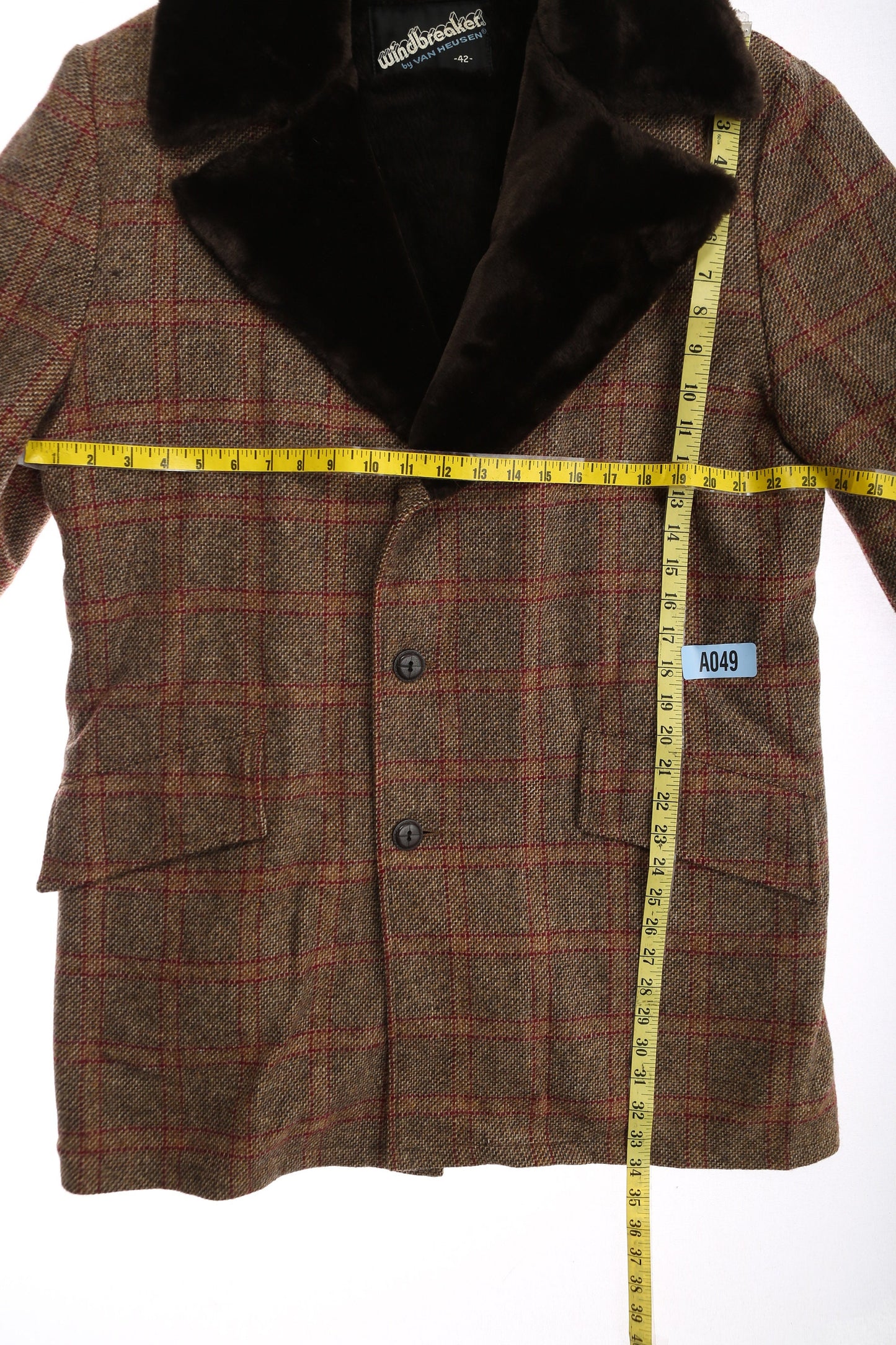 1970's Men Brown Winter Coat - by Van Heusen