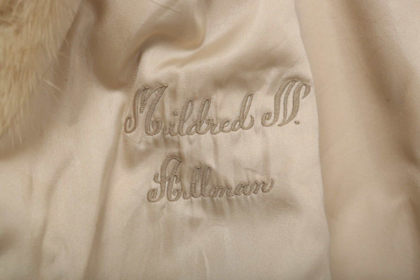 Vintage Women Beige Fur Coat