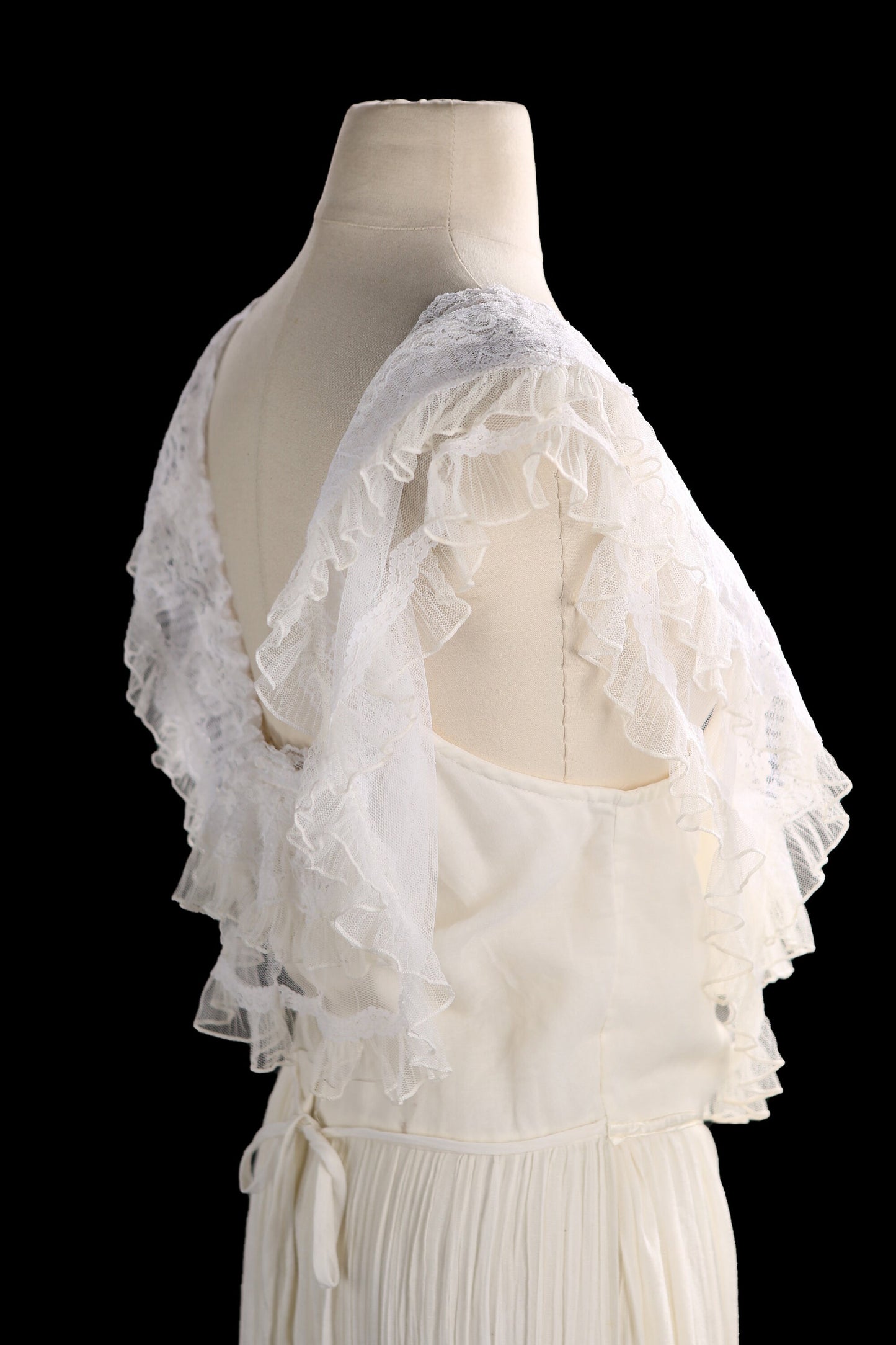 Vintage Gunne Sax White Smmer Dress