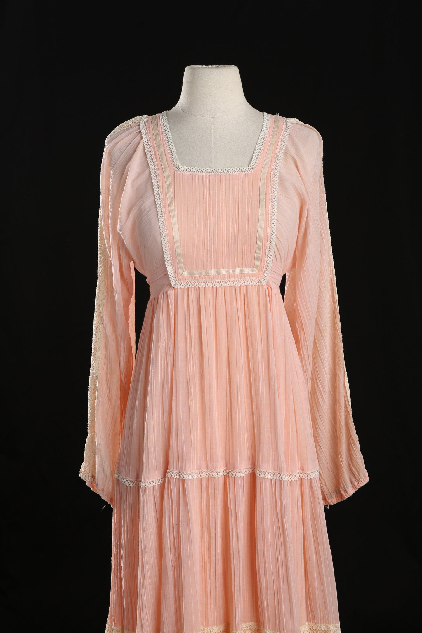 70s Women Long Sleeves Pink Prairie Dress by Roberta California