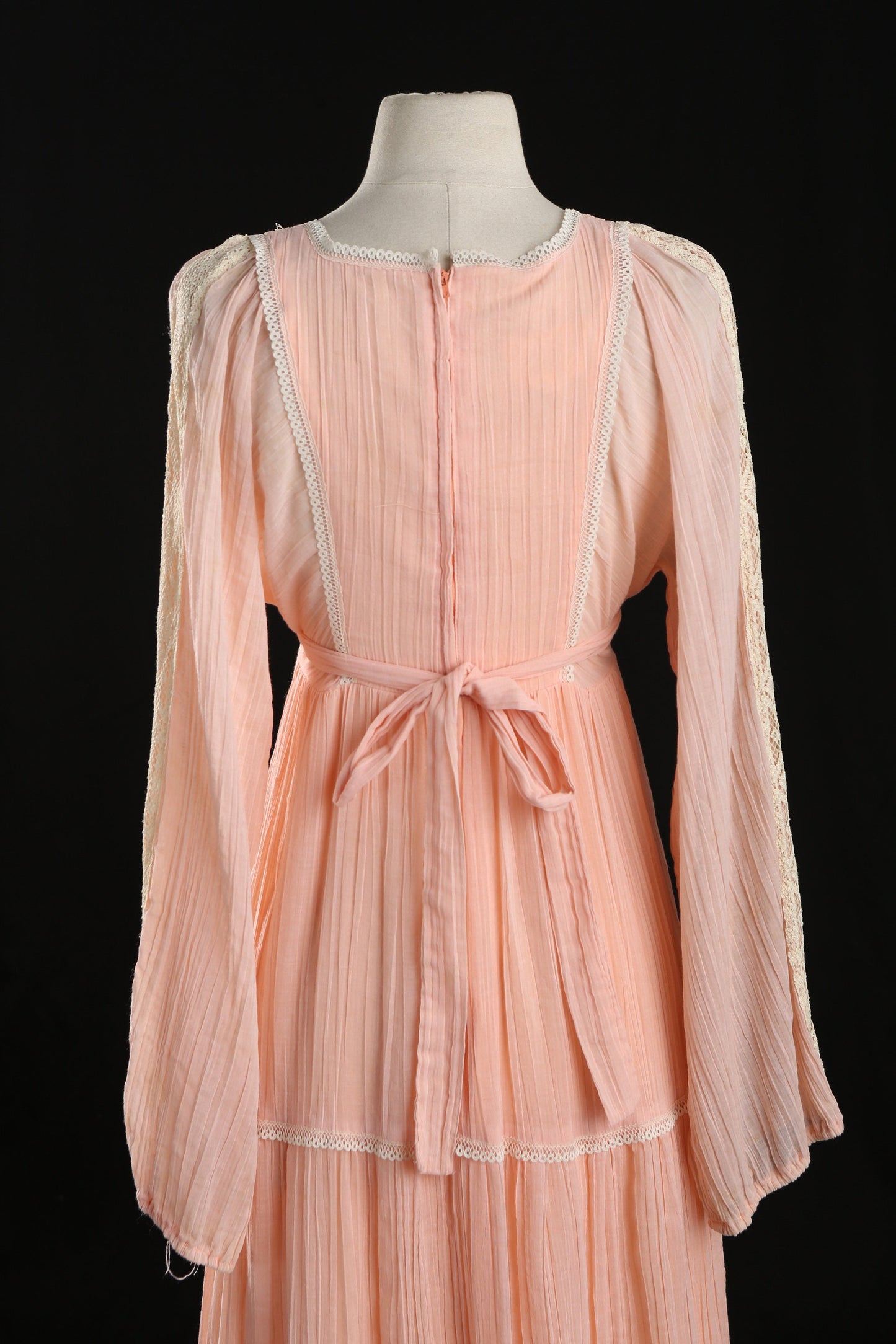 70s Women Long Sleeves Pink Prairie Dress by Roberta California
